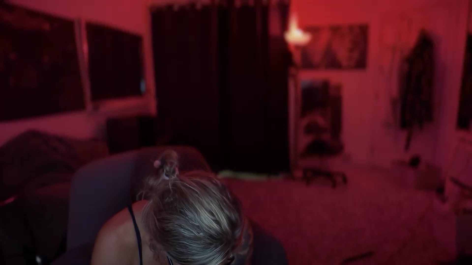 Gallery image thumbnail from HoneyHaus's myfreecams stream on, 01/18/2026, 09:38 image 14 of 20