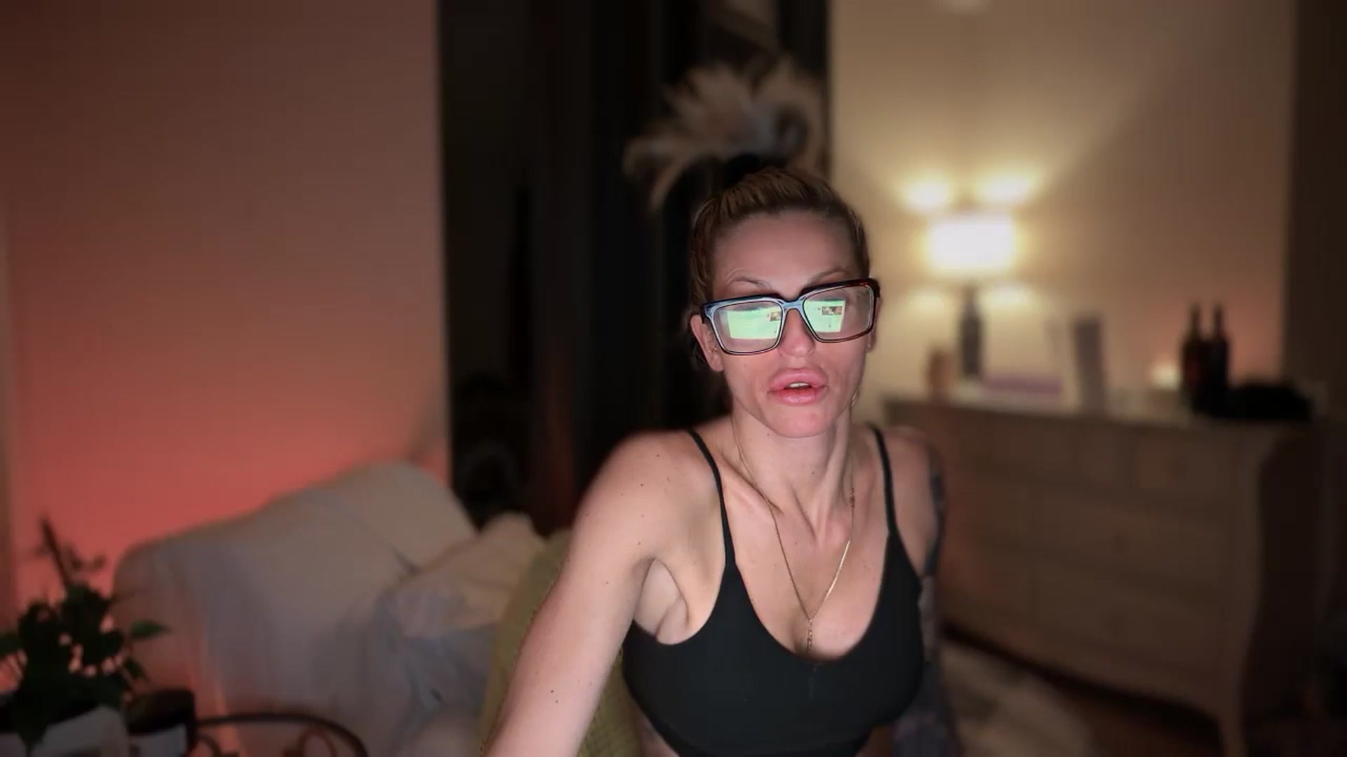 Gallery image thumbnail from HoneyHaus's myfreecams stream on, 01/23/2026, 12:16 image 20 of 20