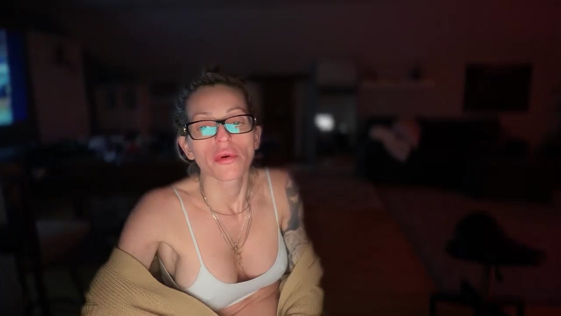 Gallery image thumbnail from HoneyHaus's myfreecams stream on, 01/30/2026, 10:13 image 12 of 20
