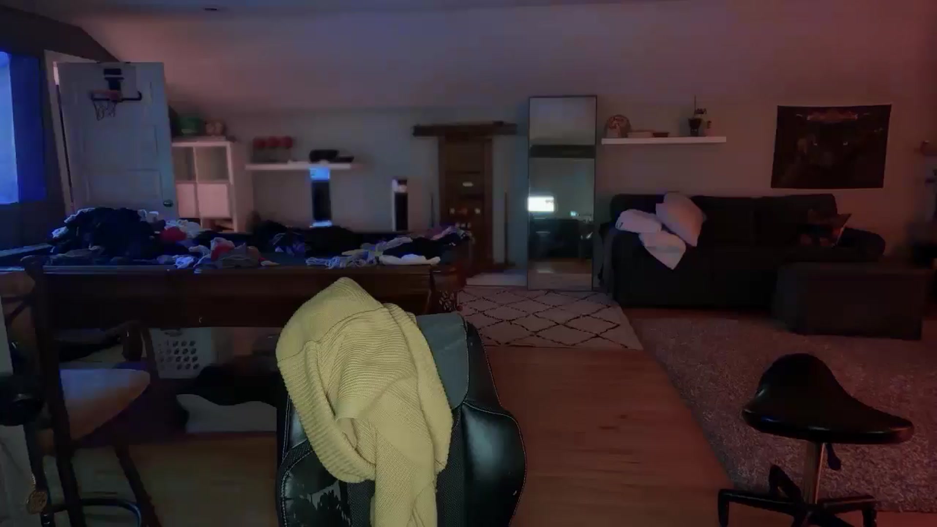 Gallery image thumbnail from HoneyHaus's myfreecams stream on, 01/30/2026, 10:13 image 17 of 20