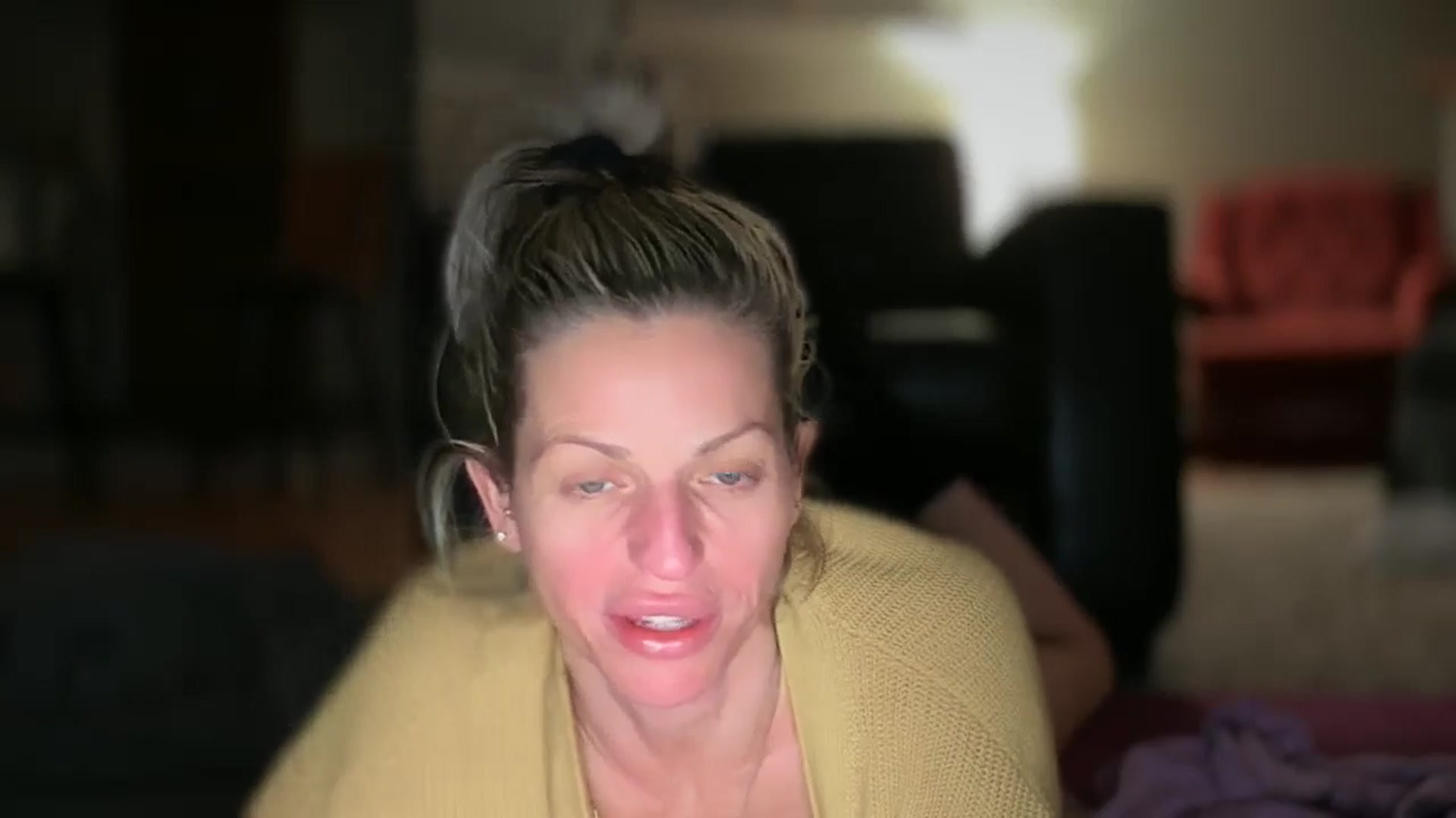 Gallery image thumbnail from HoneyHaus's myfreecams stream on, 02/16/2026, 09:16 image 16 of 20