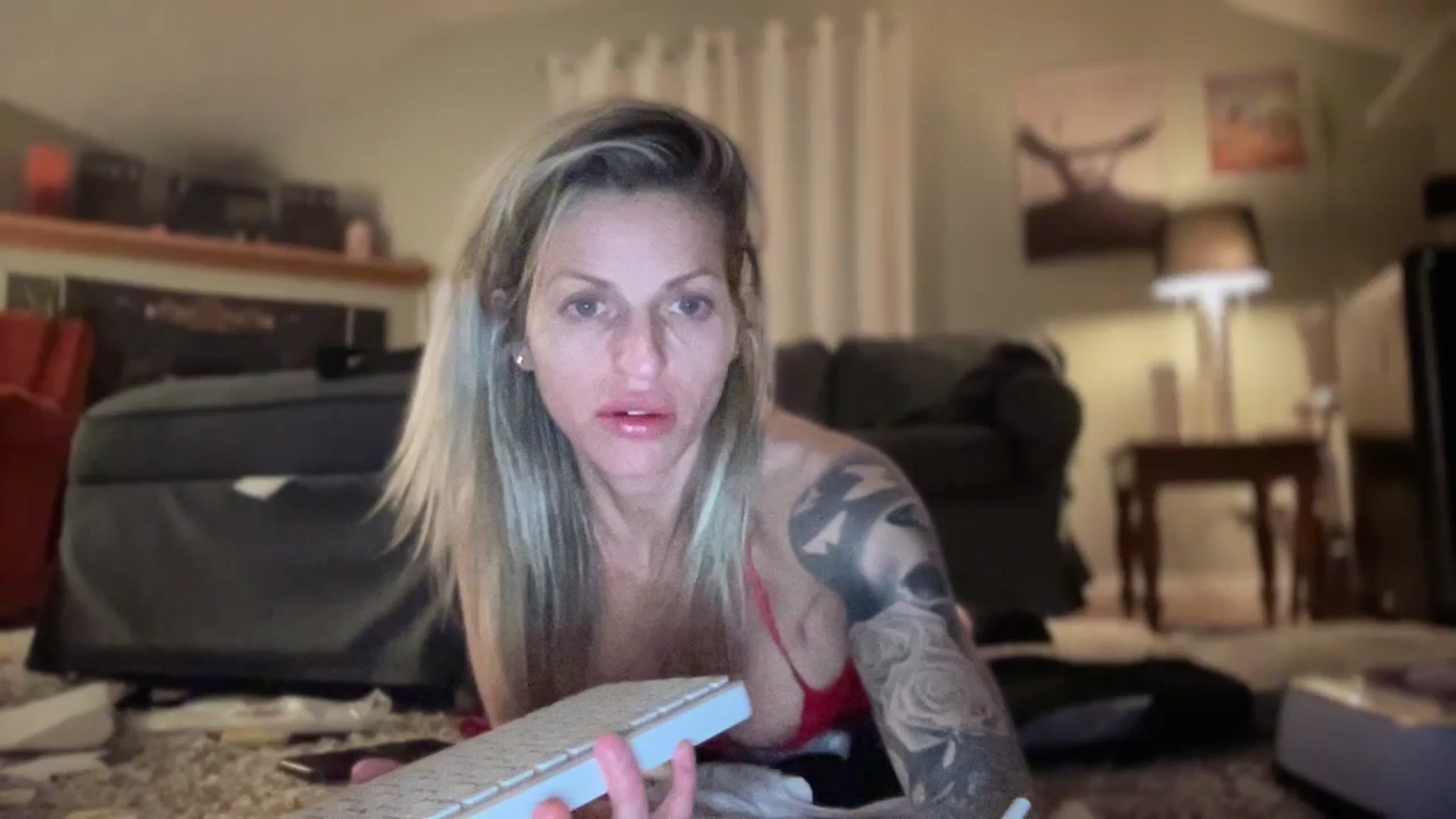 Gallery image thumbnail from HoneyHaus's myfreecams stream on, 02/23/2026, 12:46 image 14 of 20