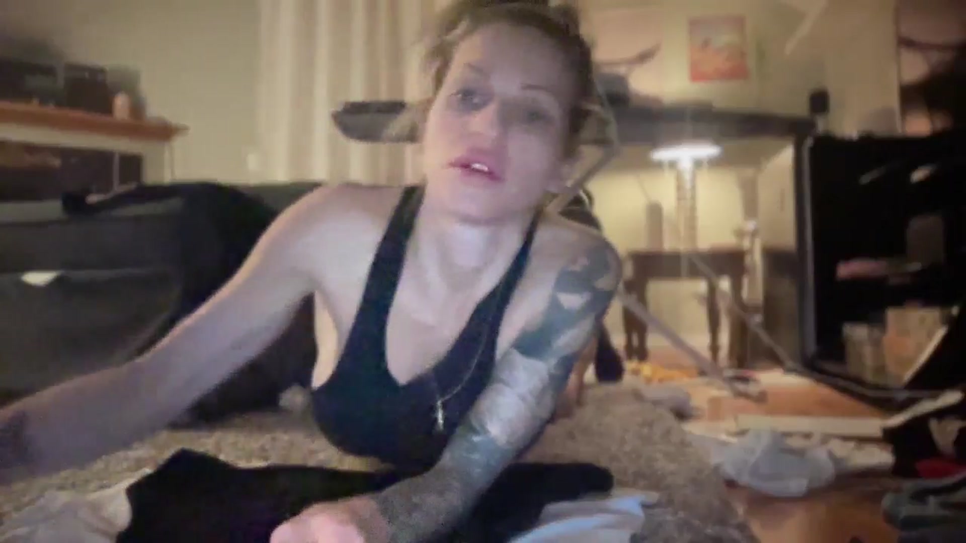 Gallery image thumbnail from HoneyHaus's myfreecams stream on, 02/23/2026, 12:46 image 5 of 20