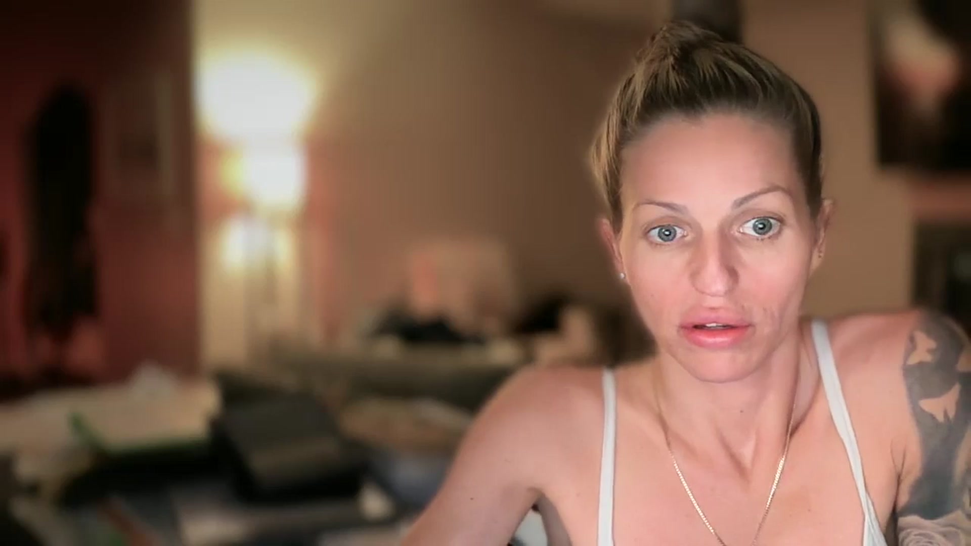 Gallery image thumbnail from HoneyHaus's myfreecams stream on, 03/13/2026, 09:22 image 12 of 20