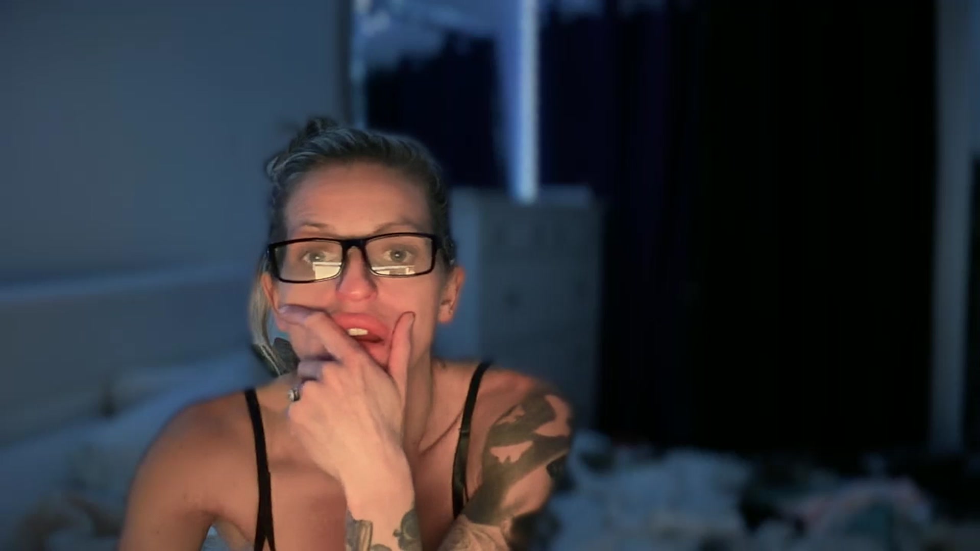 Gallery image thumbnail from HoneyHaus's myfreecams stream on, 04/29/2026, 11:41 image 12 of 20