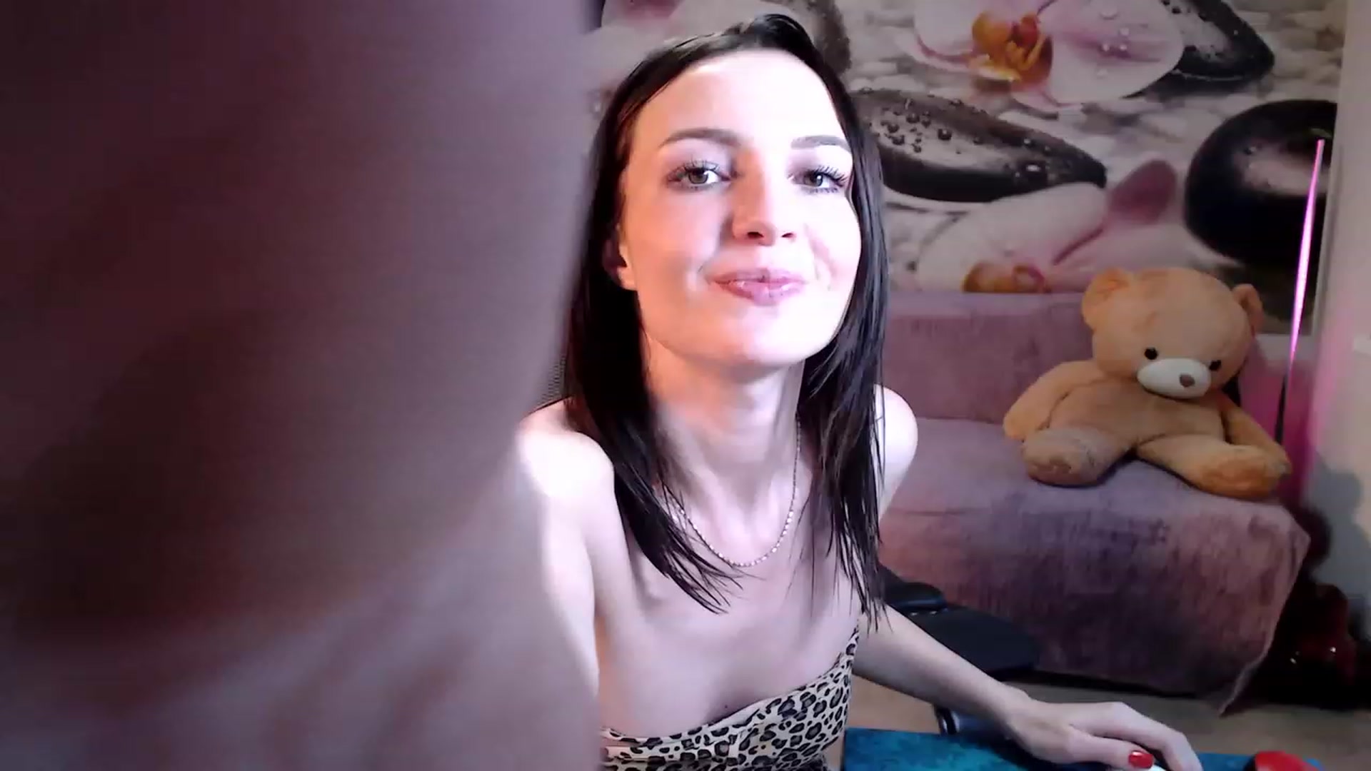 Gallery image thumbnail from HoneyIAmHome's myfreecams stream on, 11/26/2022, 08:22 image 2 of 20