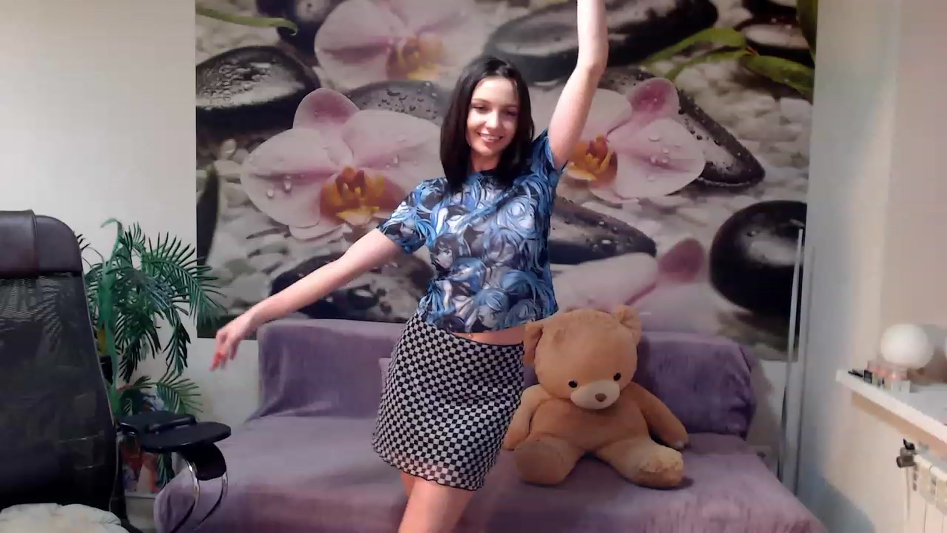 Gallery image thumbnail from HoneyIAmHome's myfreecams stream on, 11/27/2022, 07:56 image 18 of 20