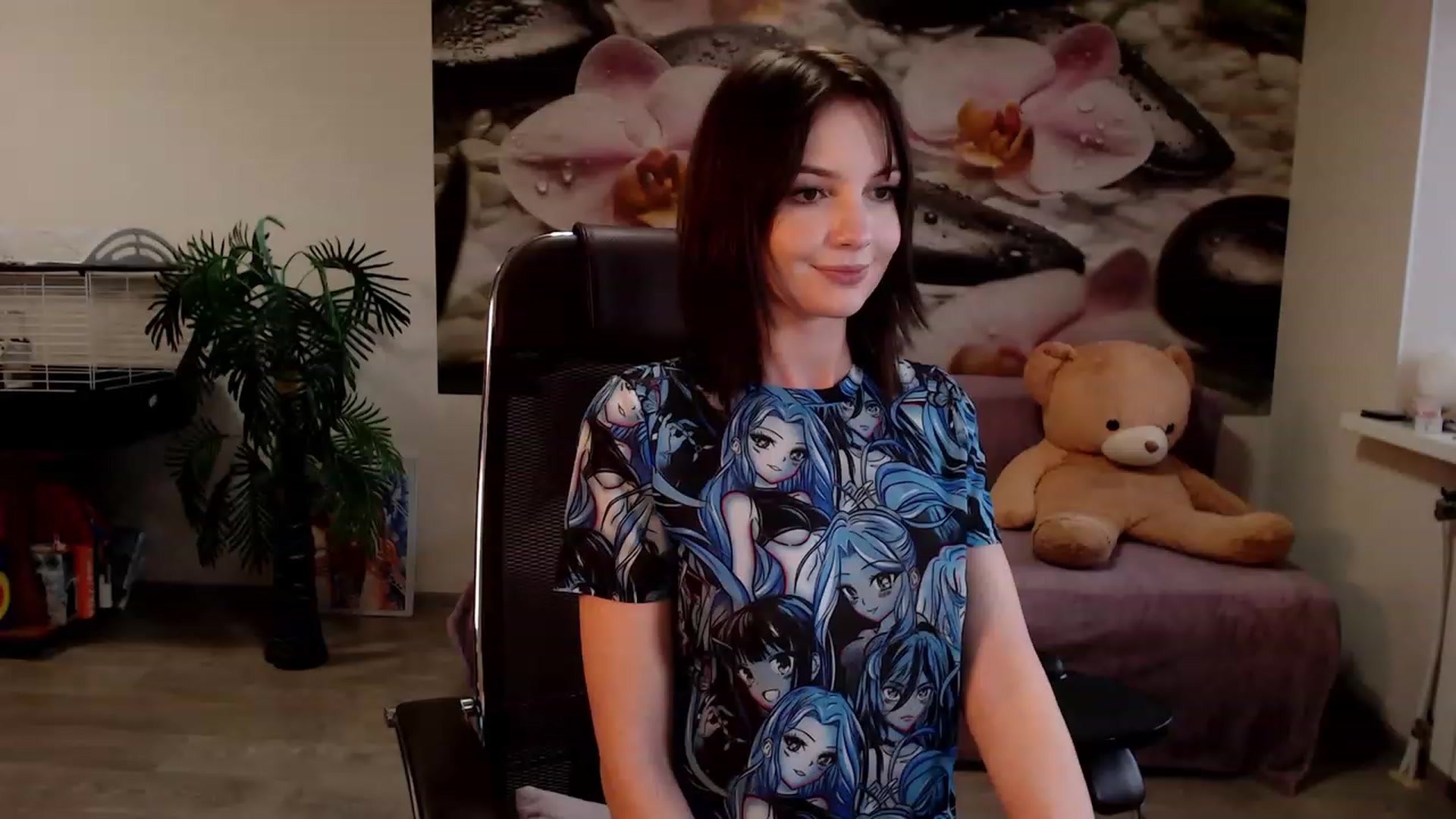 Gallery image thumbnail from HoneyIAmHome's myfreecams stream on, 12/21/2022, 06:42 image 15 of 20