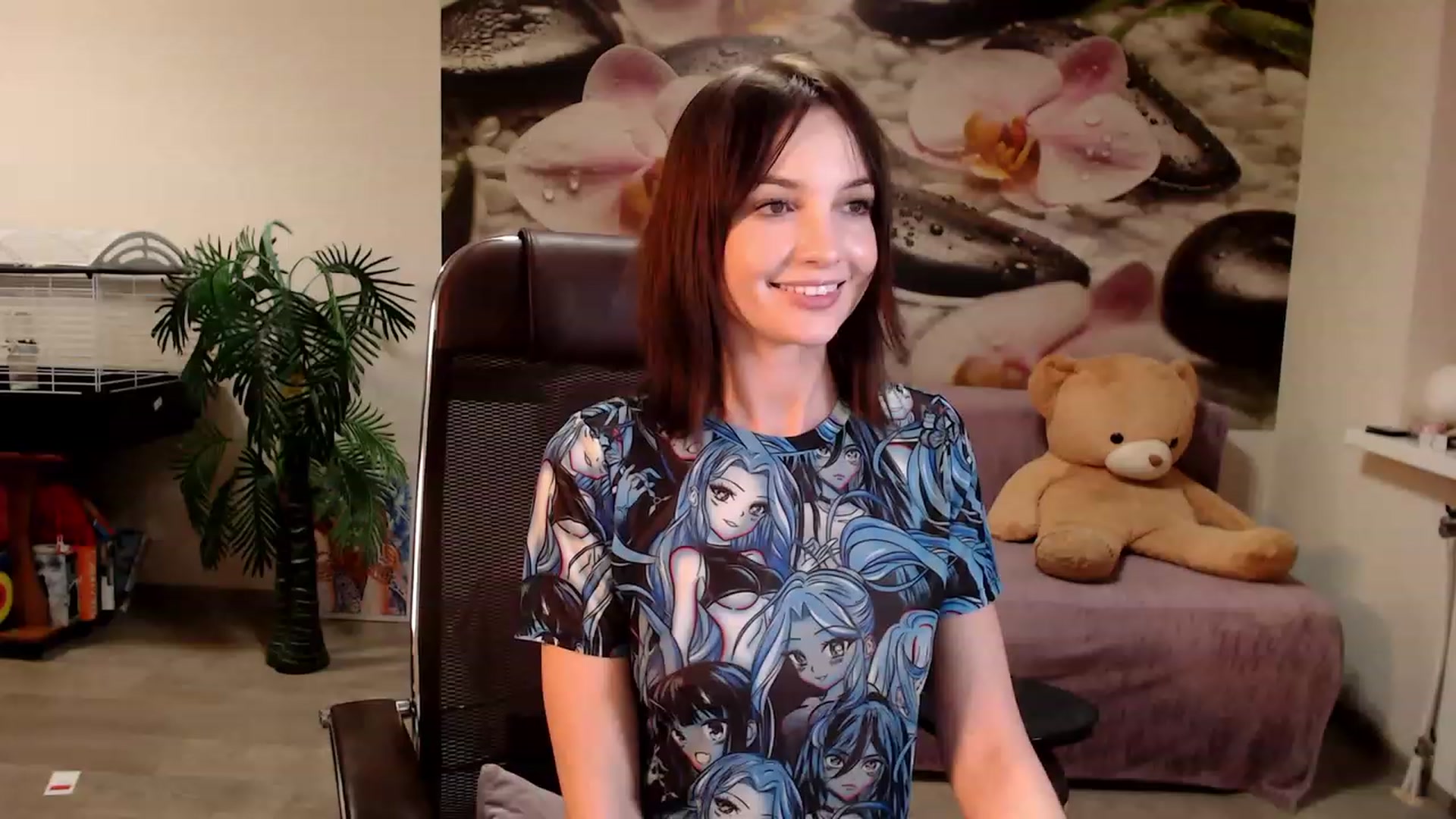 Gallery image thumbnail from HoneyIAmHome's myfreecams stream on, 12/21/2022, 08:23 image 8 of 20