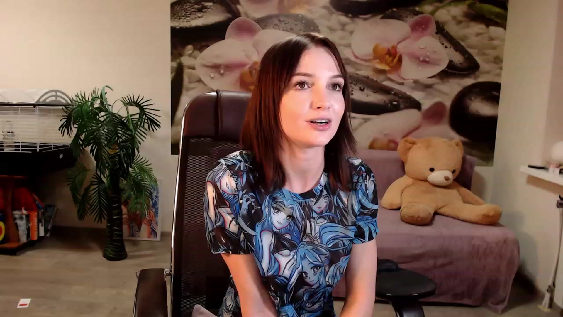 Gallery image thumbnail from HoneyIAmHome's myfreecams stream on, 12/21/2022, 08:23 image 13 of 20