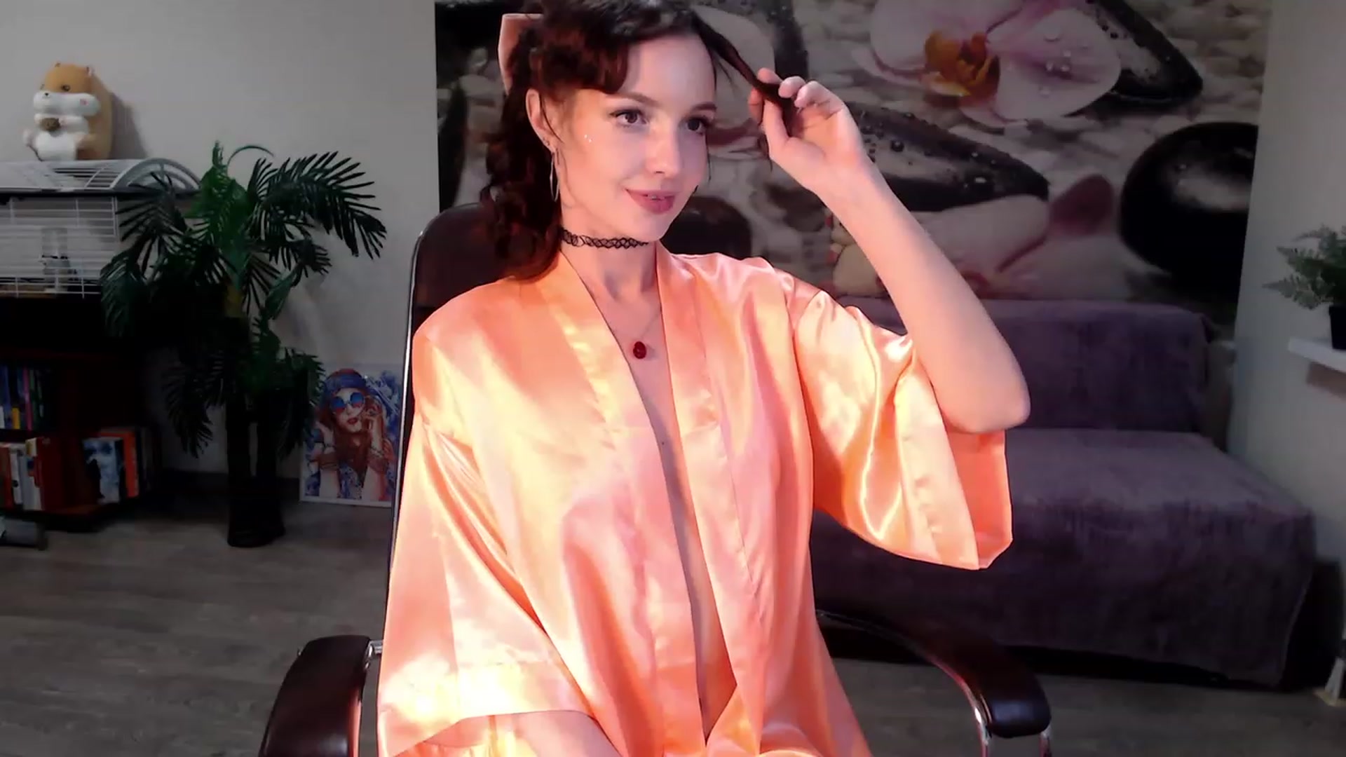 Gallery image thumbnail from HoneyIAmHome's myfreecams stream on, 01/16/2023, 08:10 image 19 of 20