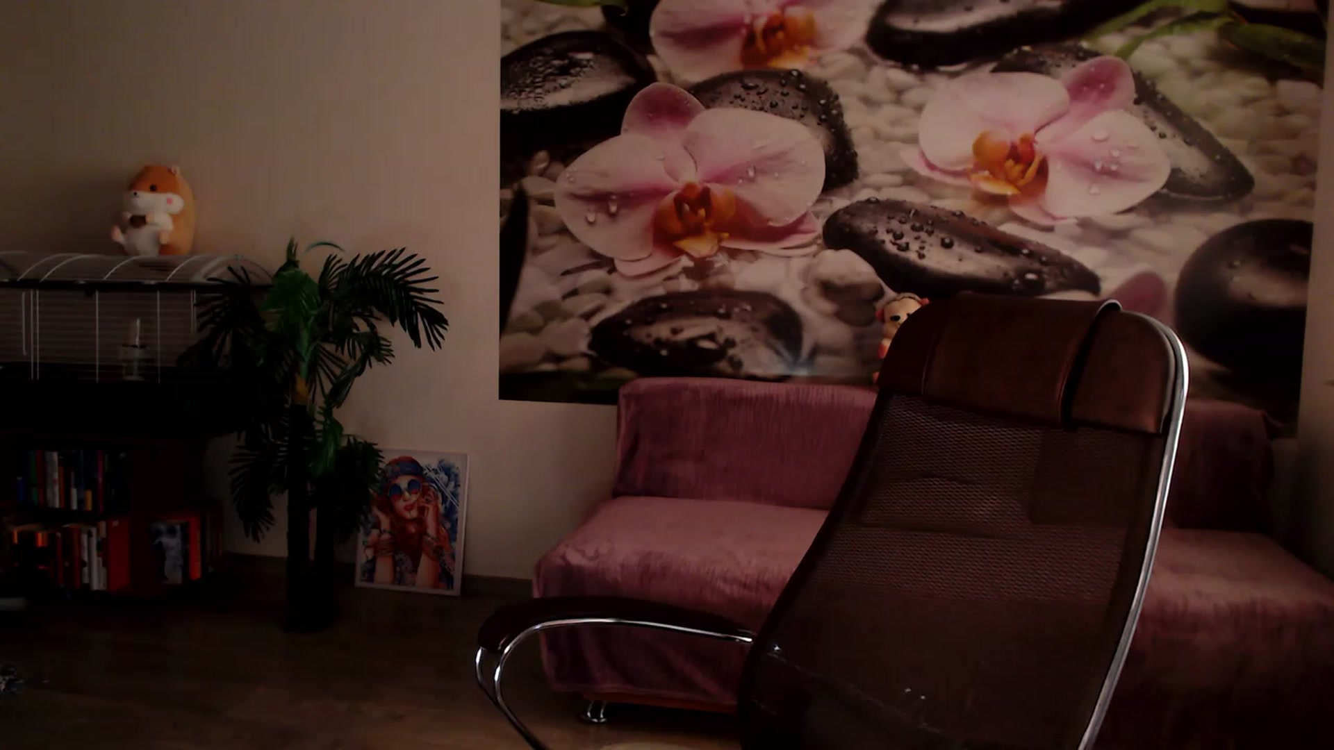 Gallery image thumbnail from HoneyIAmHome's myfreecams stream on, 01/16/2023, 08:10 image 14 of 20