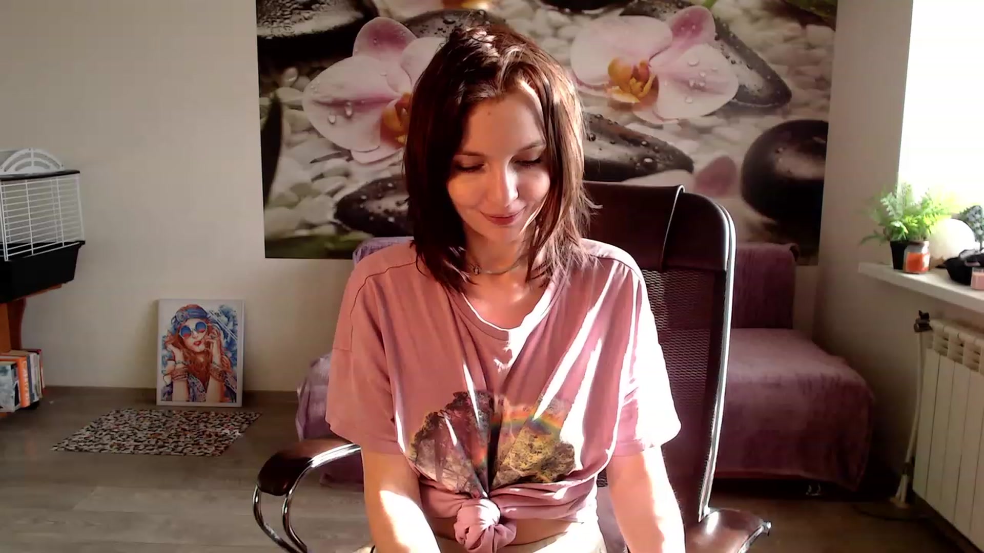 Gallery image thumbnail from HoneyIAmHome's myfreecams stream on, 02/13/2023, 07:17 image 16 of 20