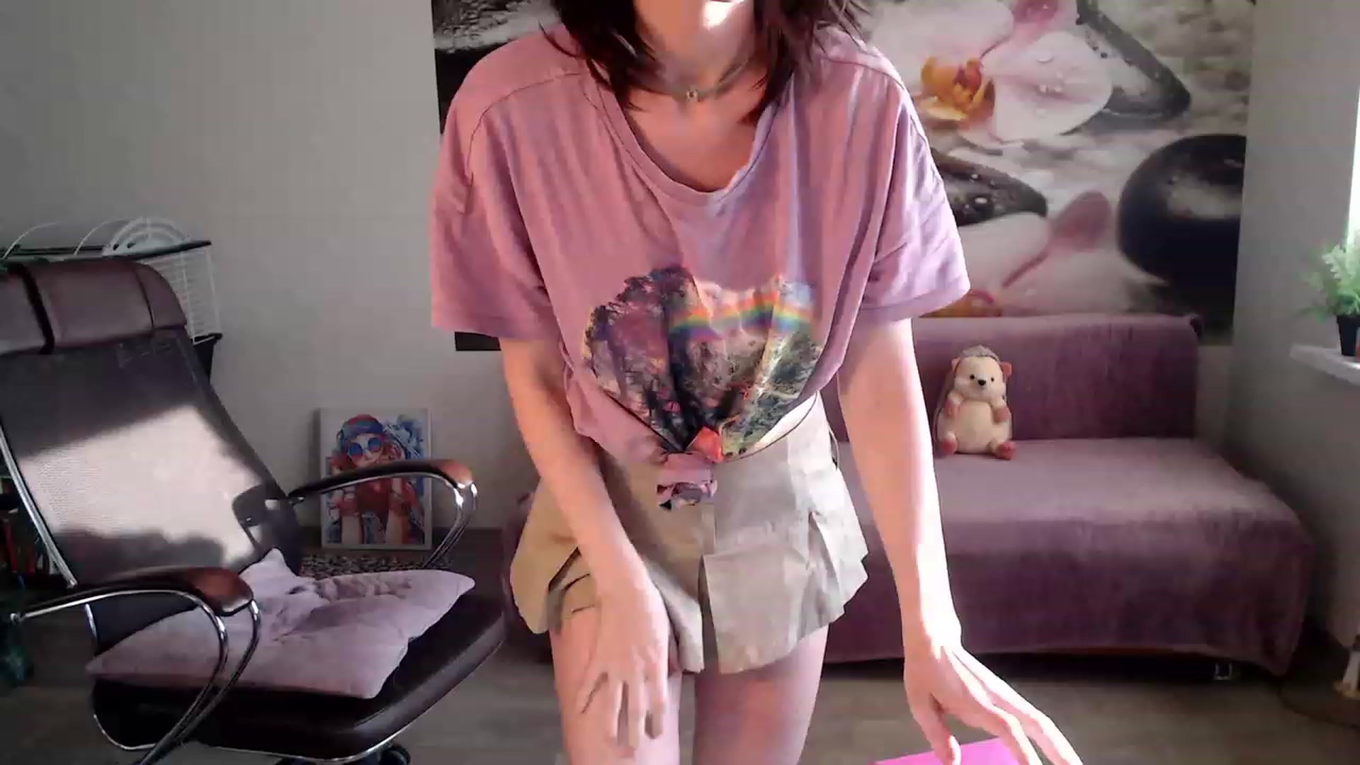 Gallery image thumbnail from HoneyIAmHome's myfreecams stream on, 02/13/2023, 08:03 image 6 of 20