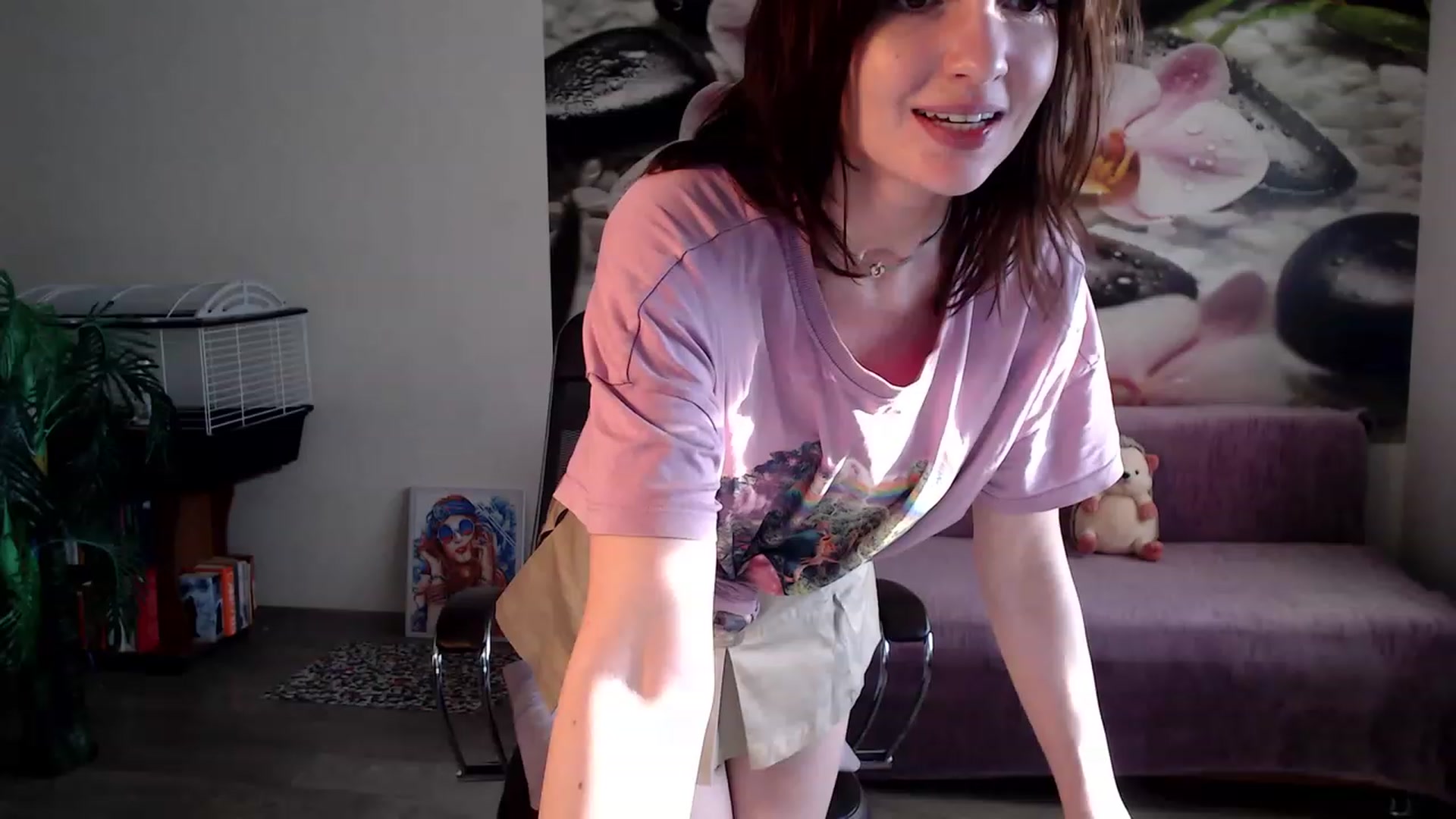 Gallery image thumbnail from HoneyIAmHome's myfreecams stream on, 02/13/2023, 08:03 image 5 of 20