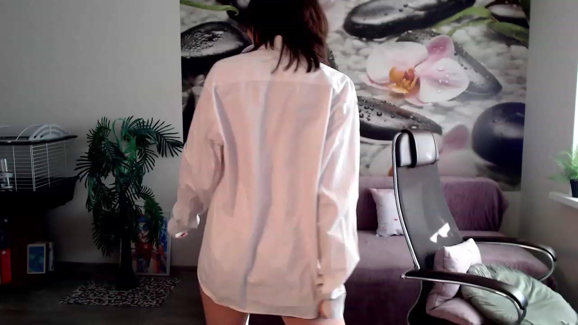 Gallery image thumbnail from HoneyIAmHome's myfreecams stream on, 02/23/2023, 08:05 image 2 of 20