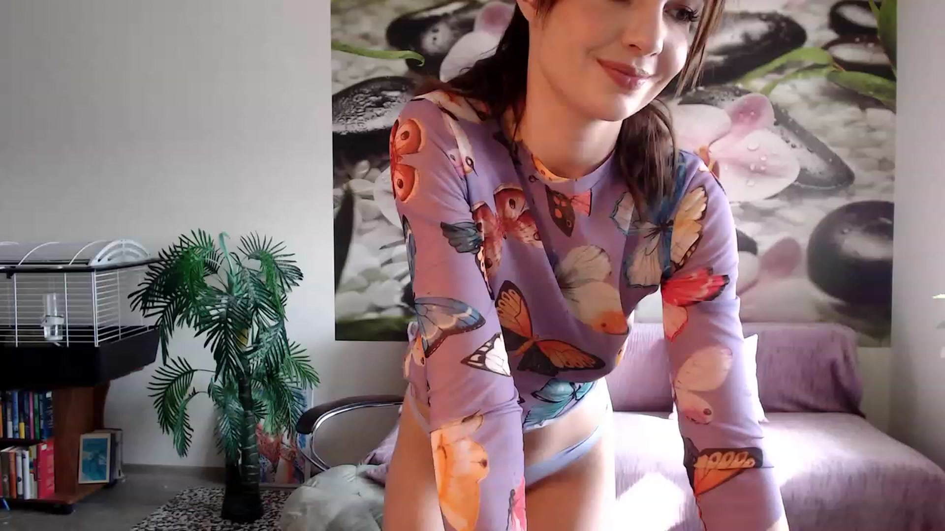 Gallery image thumbnail from HoneyIAmHome's myfreecams stream on, 03/06/2023, 06:59 image 3 of 20