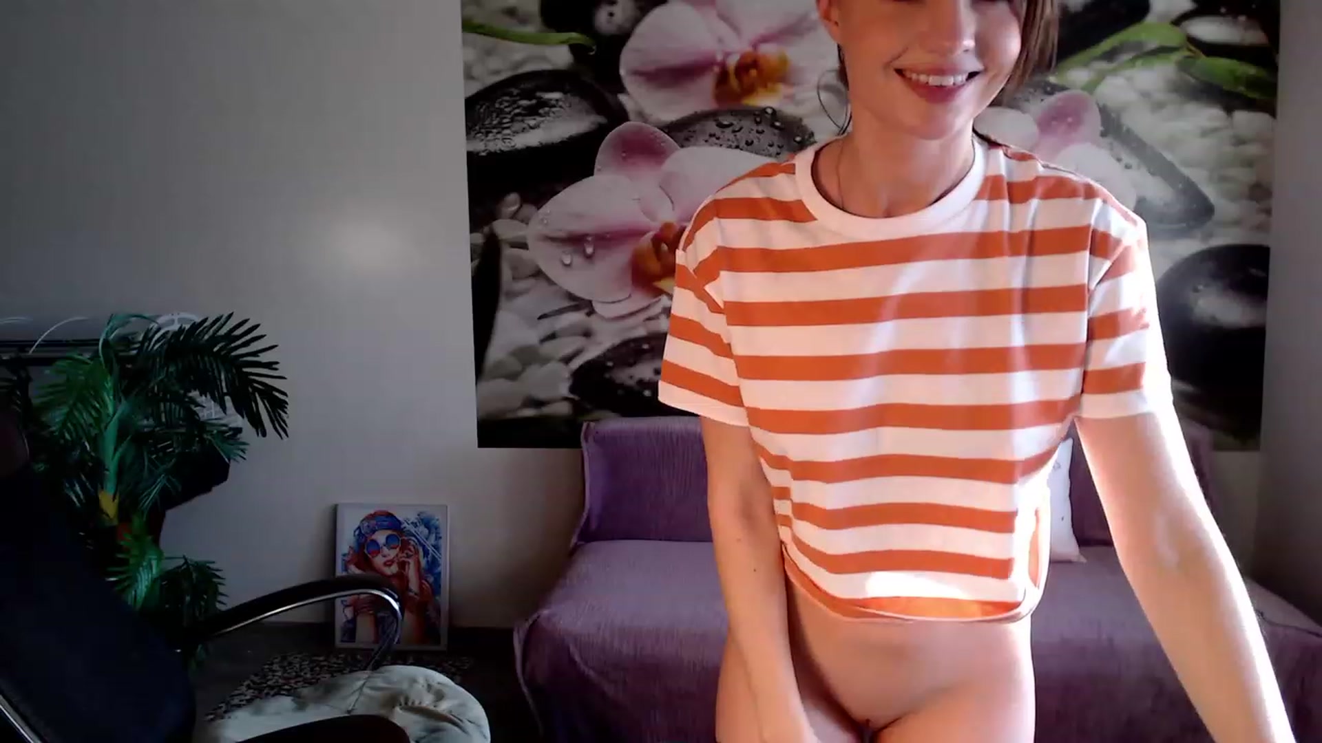 Gallery image thumbnail from HoneyIAmHome's myfreecams stream on, 03/06/2023, 08:33 image 13 of 20