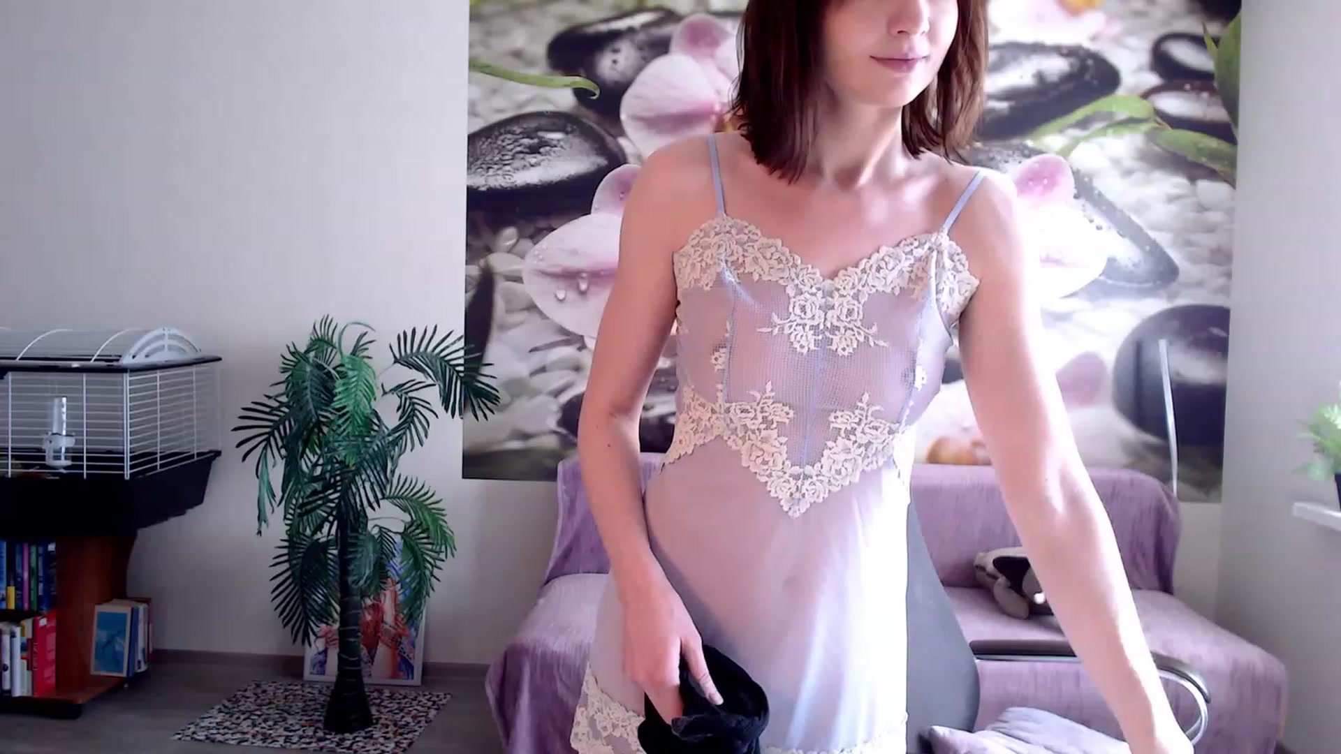 Gallery image thumbnail from HoneyIAmHome's myfreecams stream on, 03/18/2023, 08:34 image 1 of 20