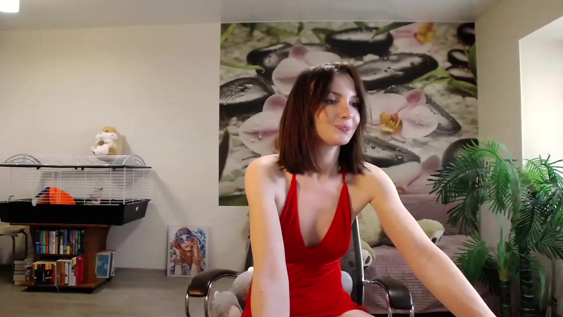 Gallery image thumbnail from HoneyIAmHome's myfreecams stream on, 04/16/2023, 09:13 image 7 of 20