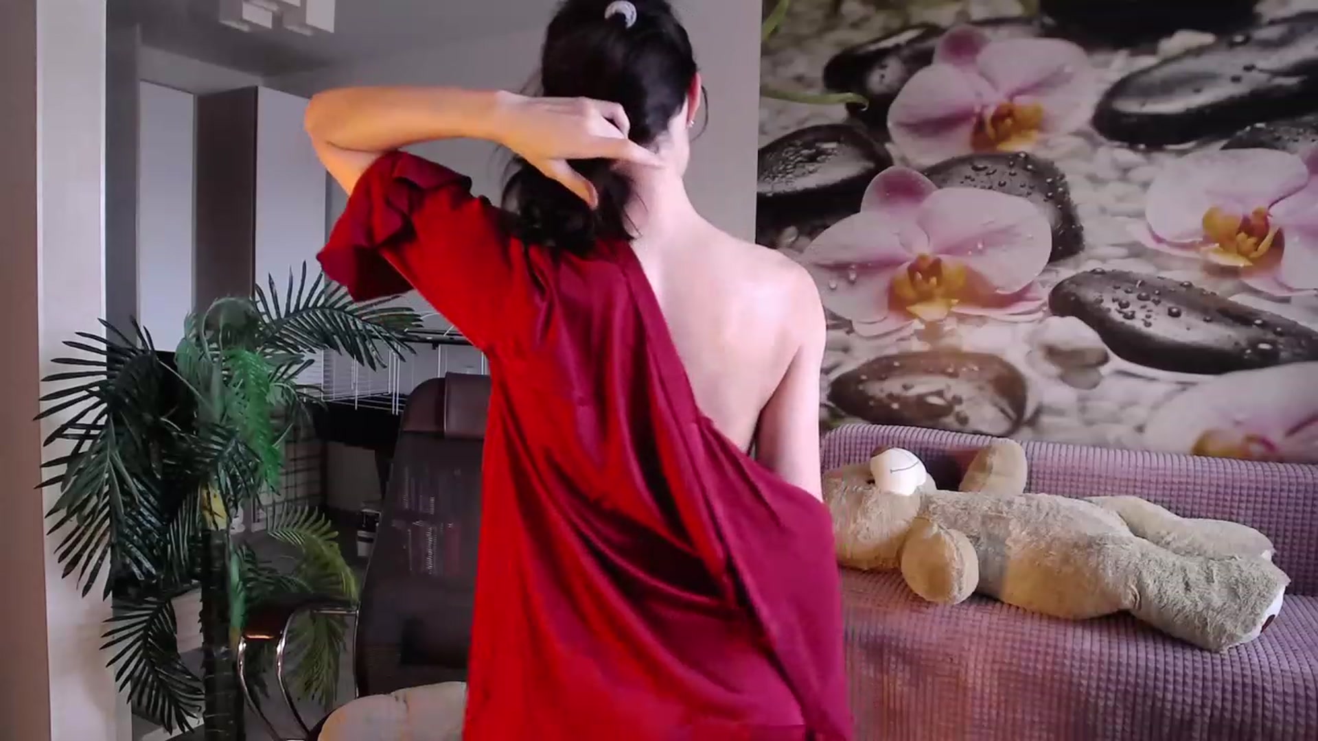 Gallery image thumbnail from HoneyIAmHome's myfreecams stream on, 06/25/2023, 08:20 image 14 of 20
