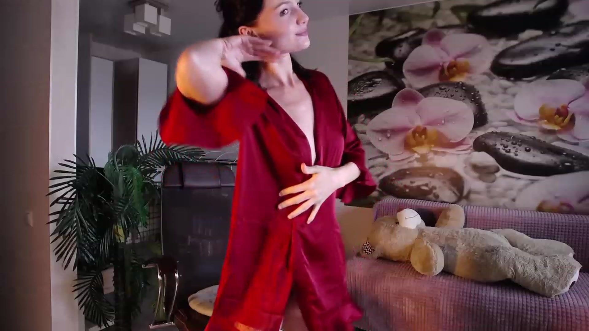 Gallery image thumbnail from HoneyIAmHome's myfreecams stream on, 06/25/2023, 08:20 image 16 of 20