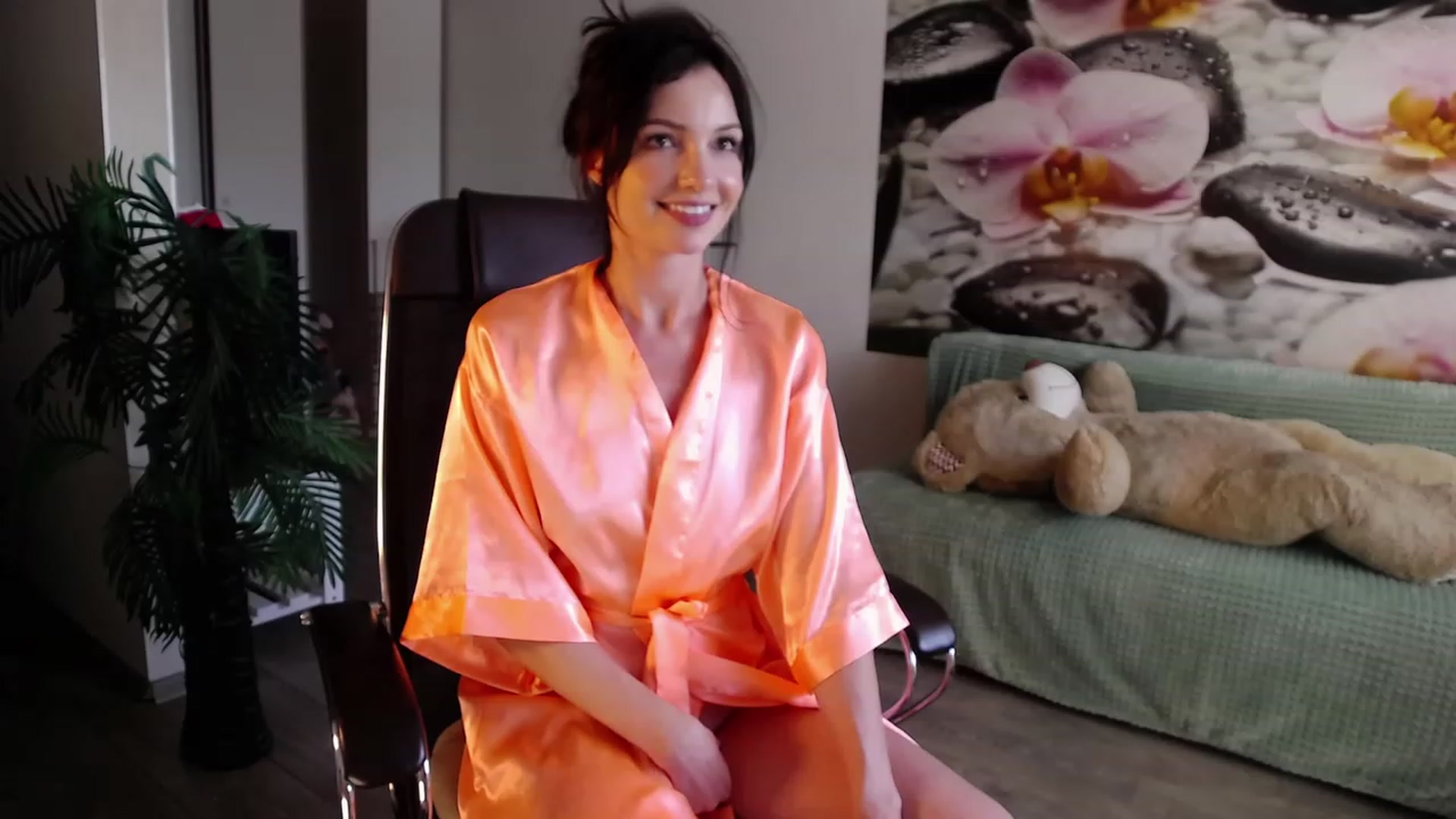 Gallery image thumbnail from HoneyIAmHome's myfreecams stream on, 06/29/2023, 08:41 image 17 of 20