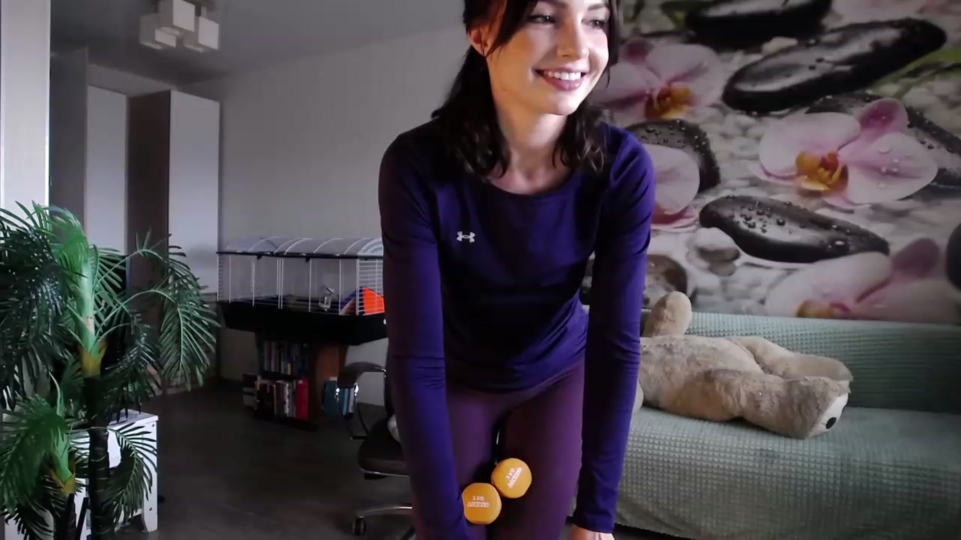Gallery image thumbnail from HoneyIAmHome's myfreecams stream on, 07/01/2023, 08:33 image 6 of 20