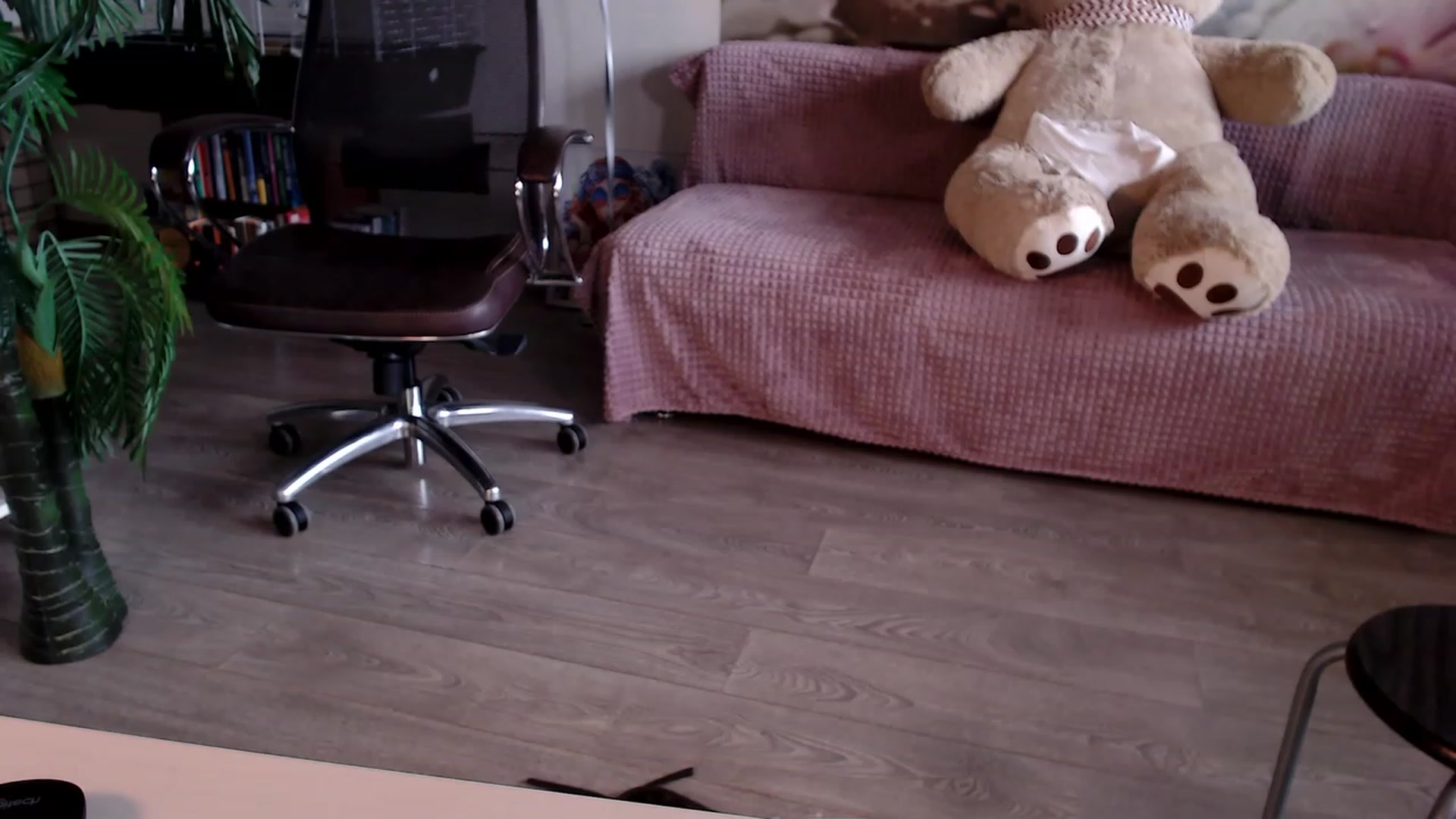 Gallery image thumbnail from HoneyIAmHome's myfreecams stream on, 08/05/2023, 05:55 image 20 of 20