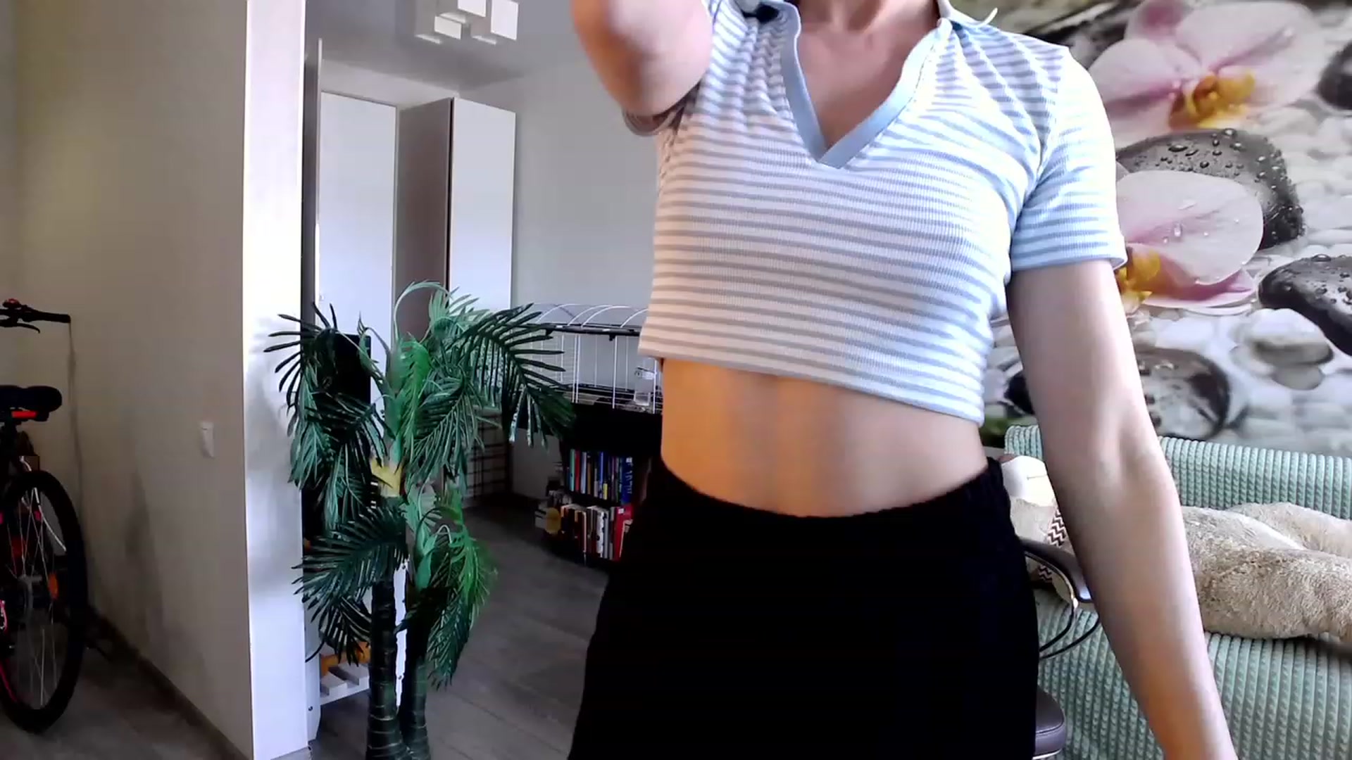 Gallery image thumbnail from HoneyIAmHome's myfreecams stream on, 08/28/2023, 05:12 image 6 of 20