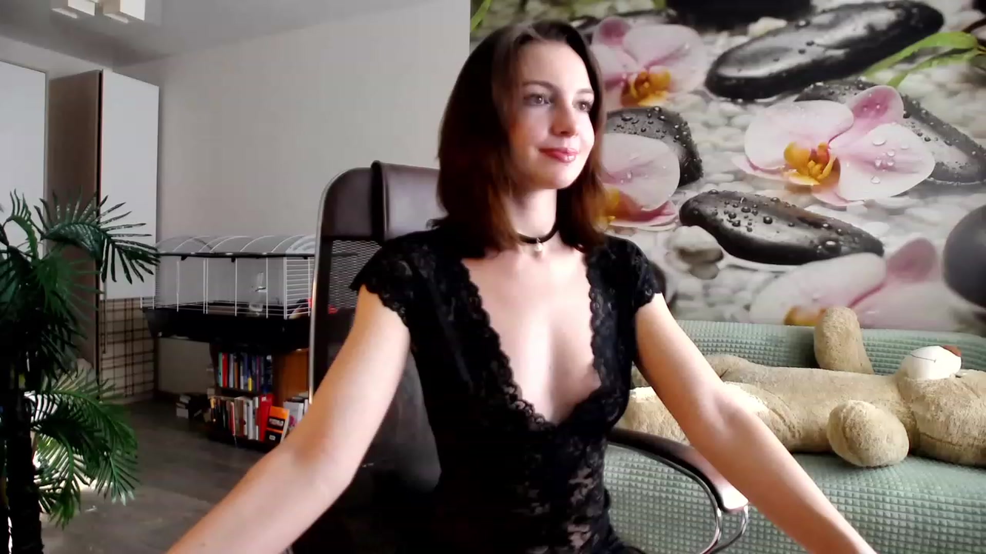 Gallery image thumbnail from HoneyIAmHome's myfreecams stream on, 11/01/2023, 06:55 image 1 of 20