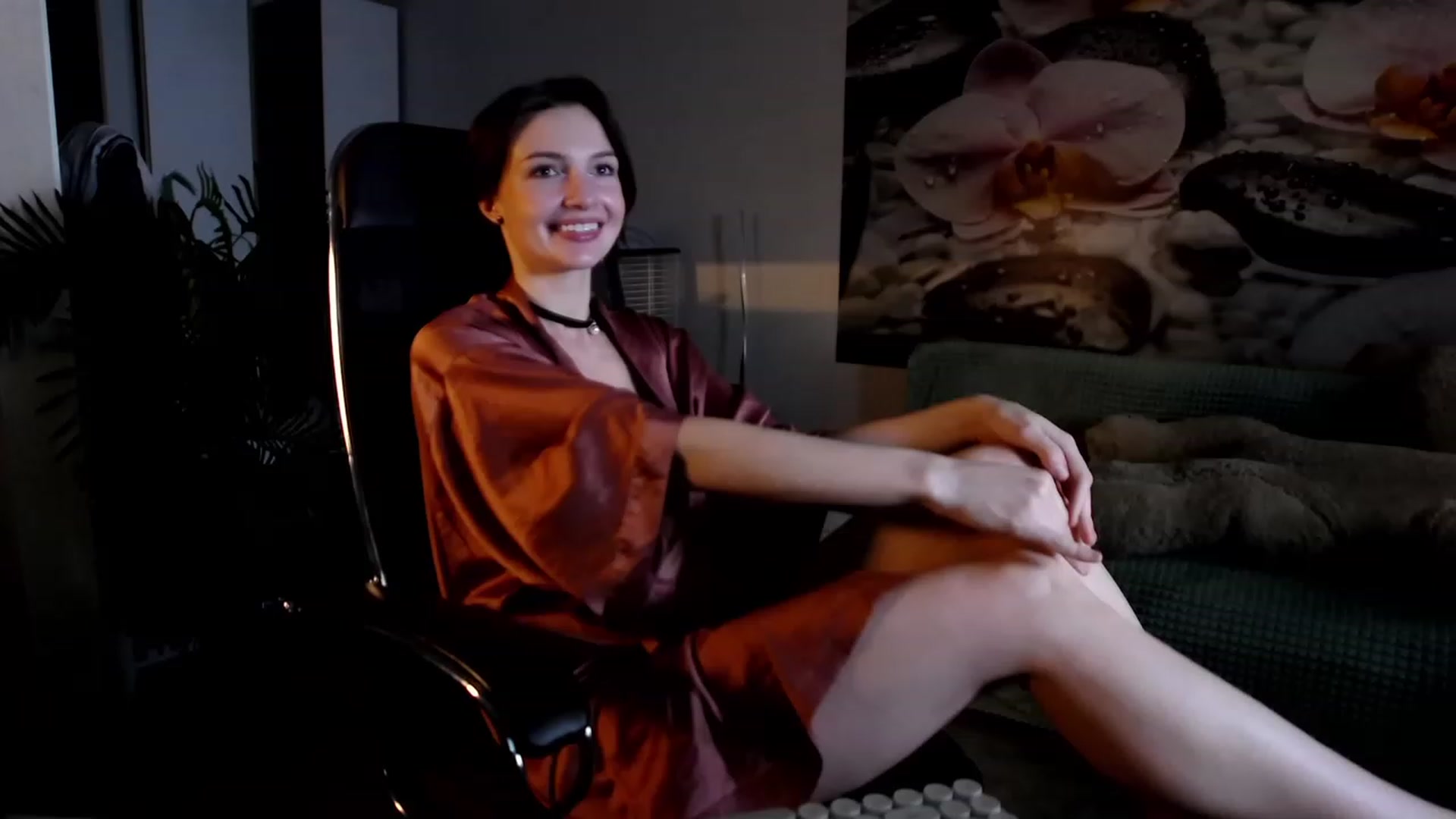 Gallery image thumbnail from HoneyIAmHome's myfreecams stream on, 11/01/2023, 08:15 image 7 of 20