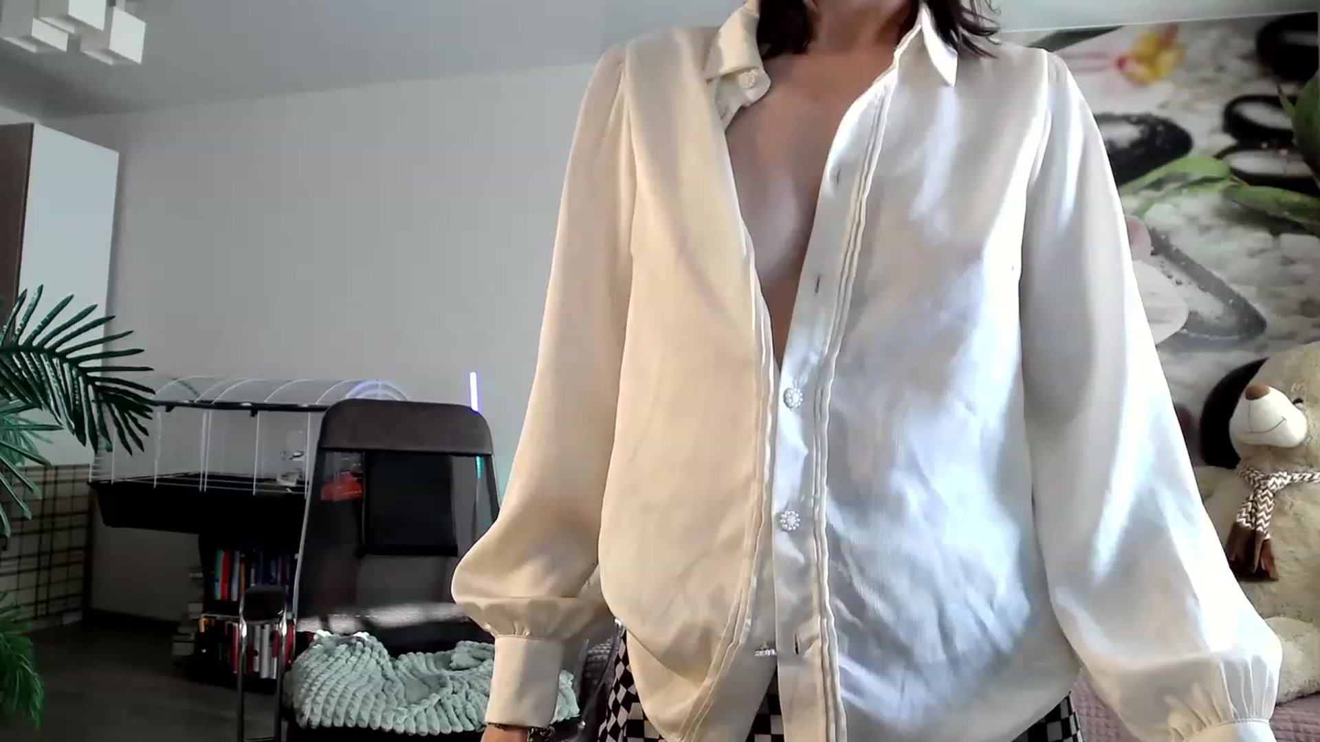Gallery image thumbnail from HoneyIAmHome's myfreecams stream on, 11/12/2023, 08:16 image 6 of 20