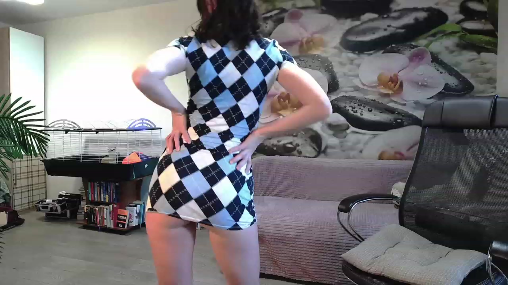Gallery image thumbnail from HoneyIAmHome's myfreecams stream on, 11/22/2023, 08:24 image 1 of 20