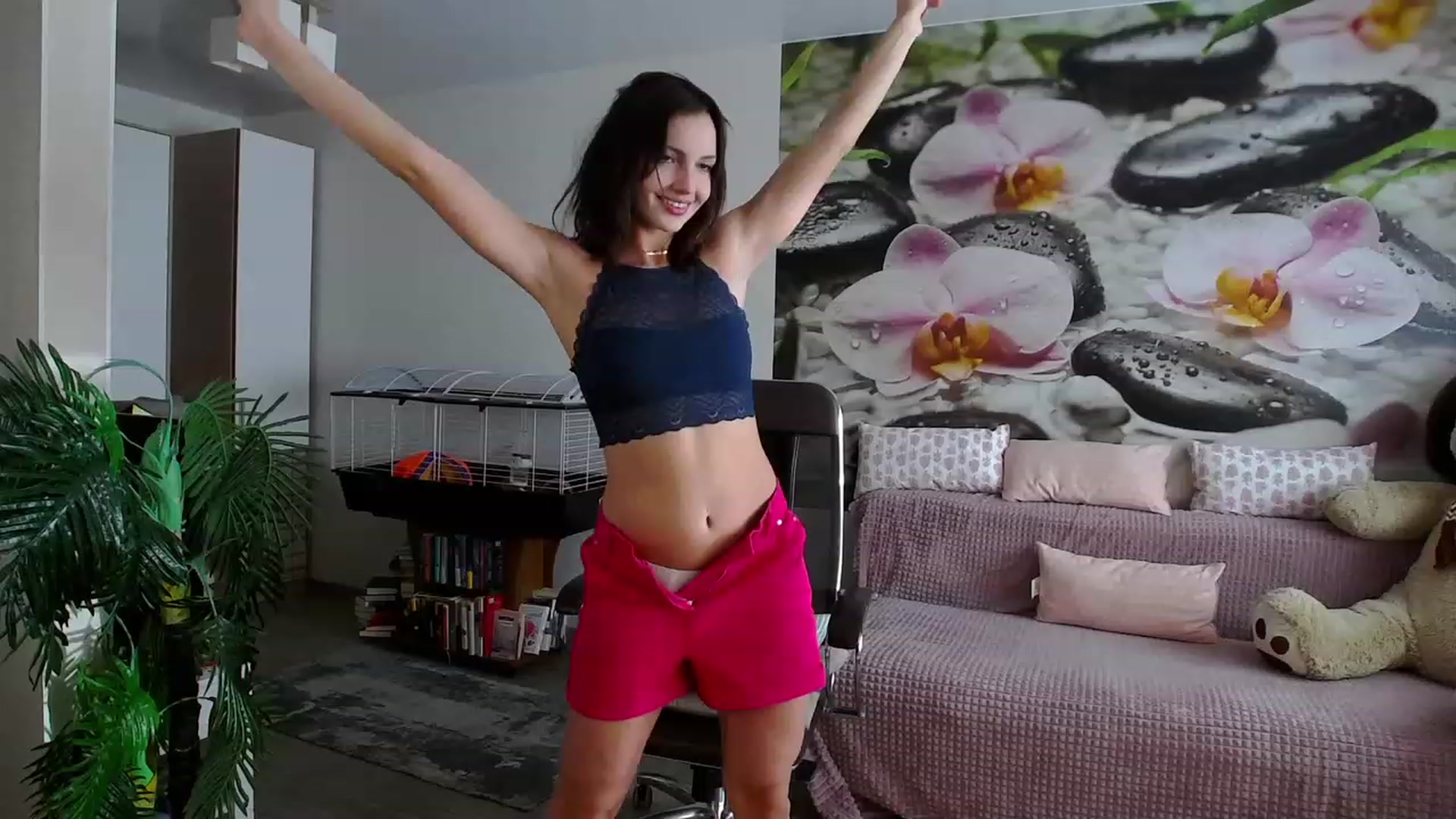 Gallery image thumbnail from HoneyIAmHome's myfreecams stream on, 02/03/2024, 06:47 image 14 of 20