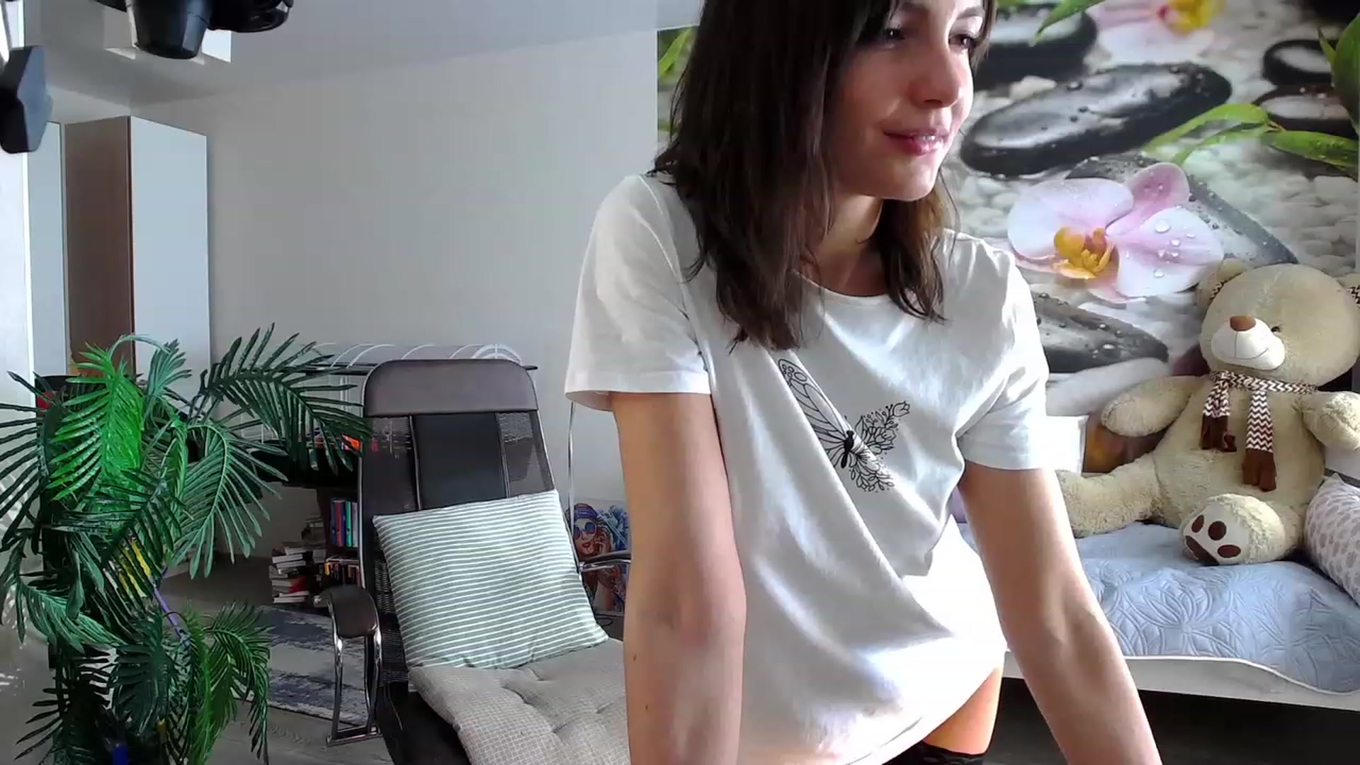 Gallery image thumbnail from HoneyIAmHome's myfreecams stream on, 02/10/2024, 06:18 image 19 of 20
