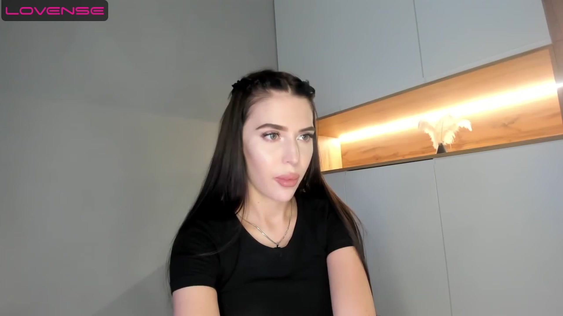 Gallery image thumbnail from HoneyKate__'s myfreecams stream on, 06/27/2023, 19:10 image 15 of 20