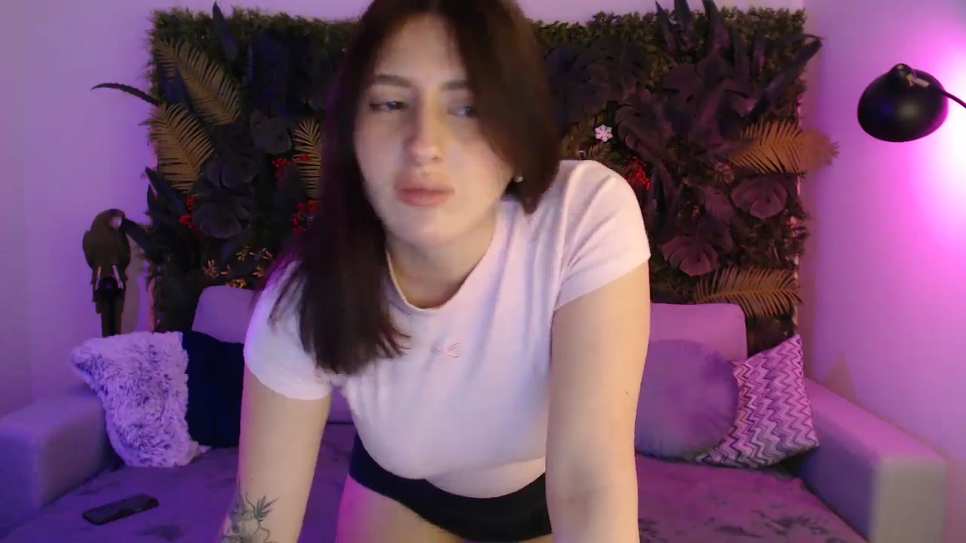 Gallery image thumbnail from HoneyLeya's myfreecams stream on, 04/12/2026, 12:08 image 3 of 20
