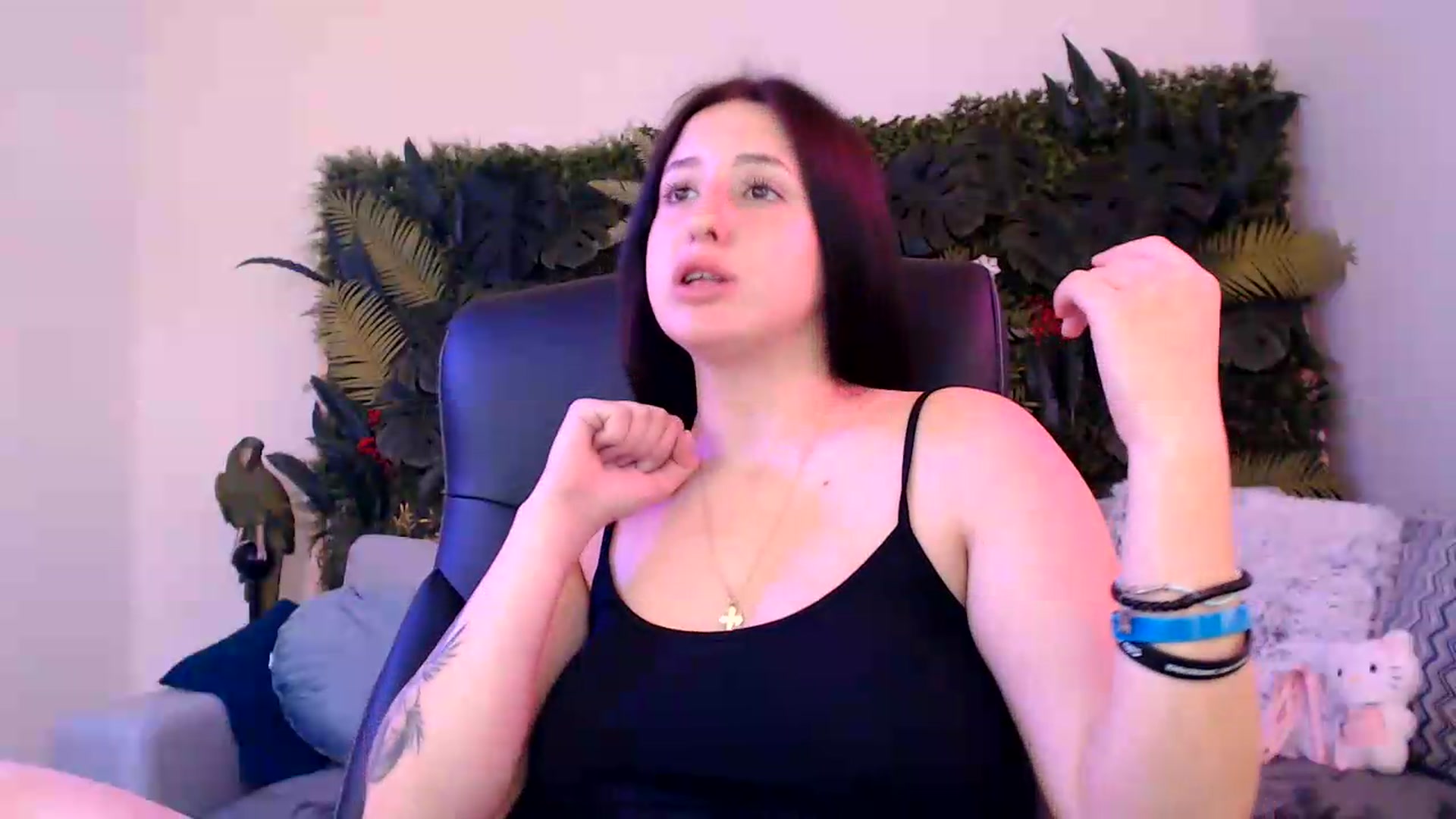Gallery image thumbnail from HoneyLeya's myfreecams stream on, 05/31/2026, 10:59 image 19 of 20