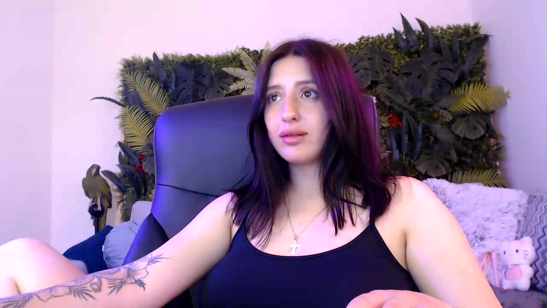 Gallery image thumbnail from HoneyLeya's myfreecams stream on, 05/31/2026, 12:20 image 20 of 20