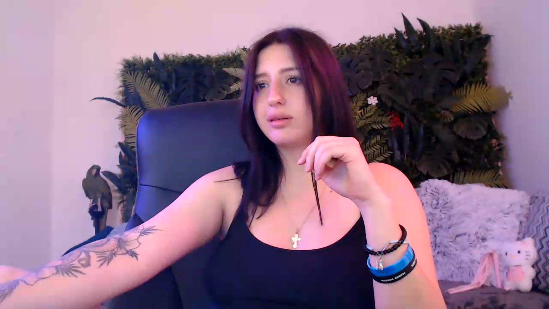 Gallery image thumbnail from HoneyLeya's myfreecams stream on, 05/31/2026, 12:20 image 7 of 20
