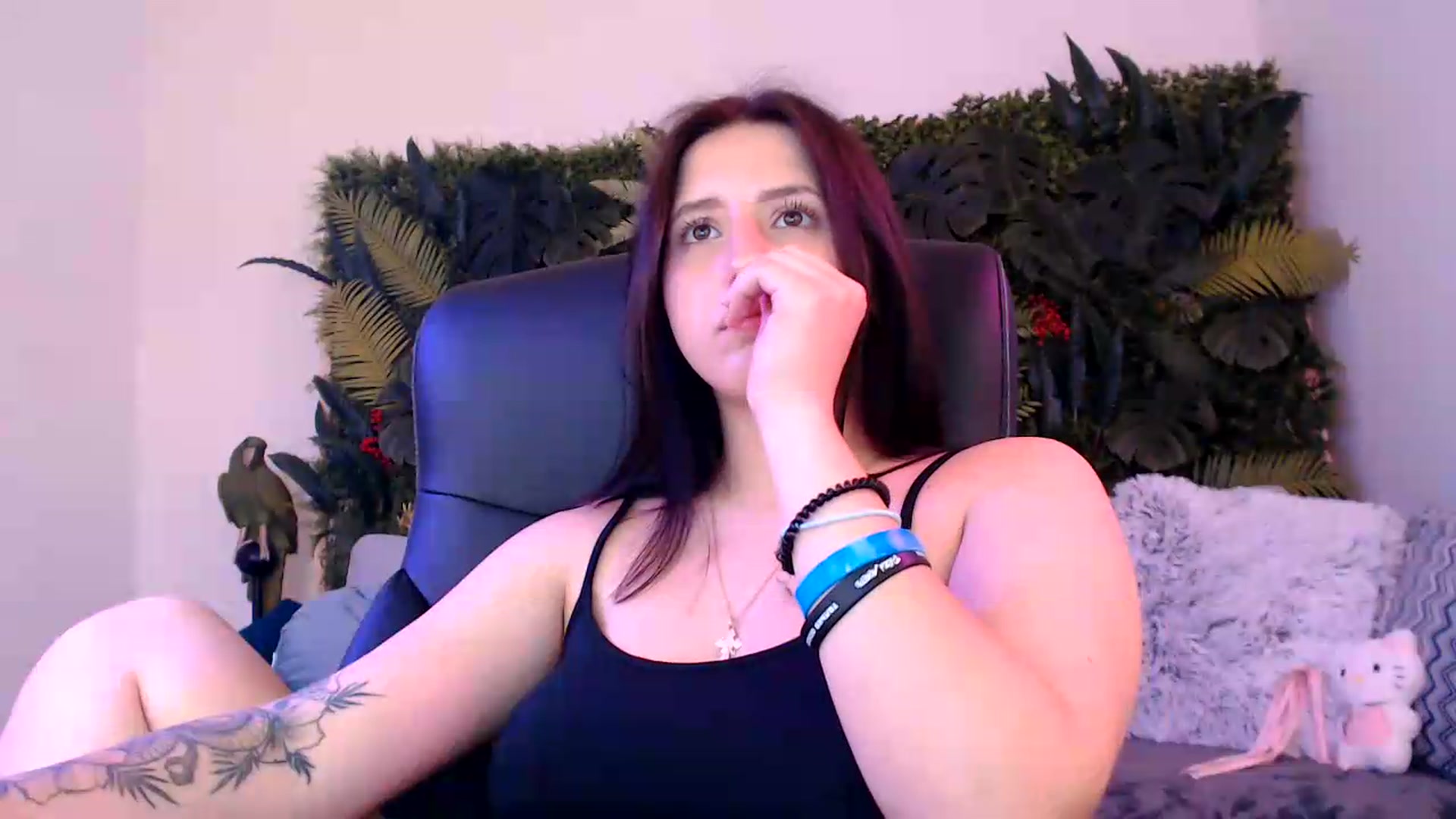 Gallery image thumbnail from HoneyLeya's myfreecams stream on, 05/31/2026, 12:20 image 9 of 20