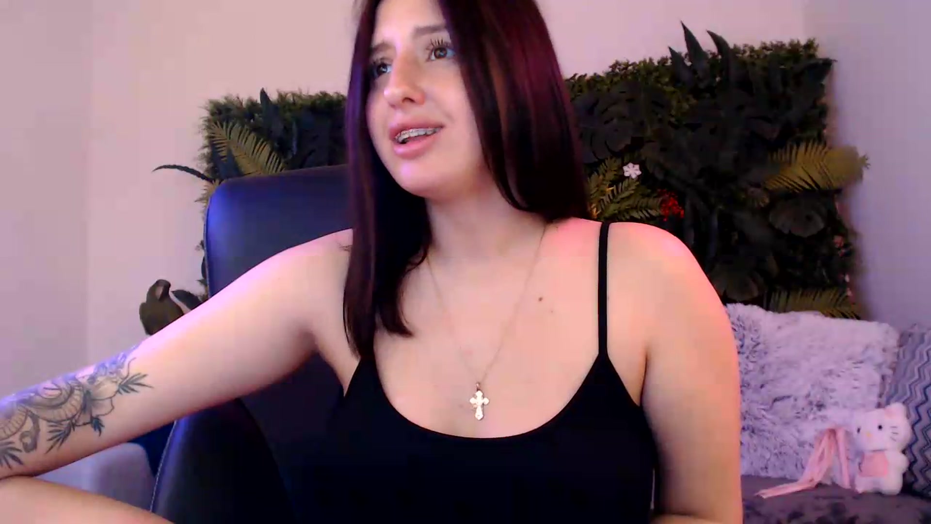 Gallery image thumbnail from HoneyLeya's myfreecams stream on, 05/31/2026, 12:20 image 3 of 20