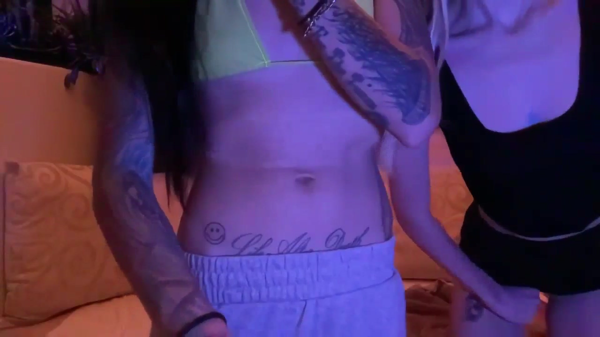 Gallery image thumbnail from HoneyLily's myfreecams stream on, 02/23/2024, 06:55 image 13 of 20