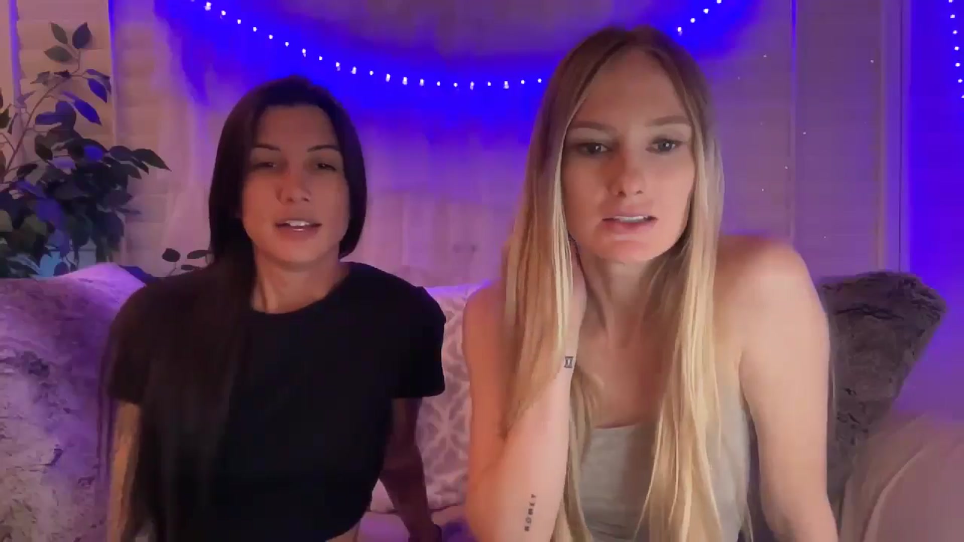 Gallery image thumbnail from HoneyLily's myfreecams stream on, 05/23/2024, 05:58 image 17 of 20