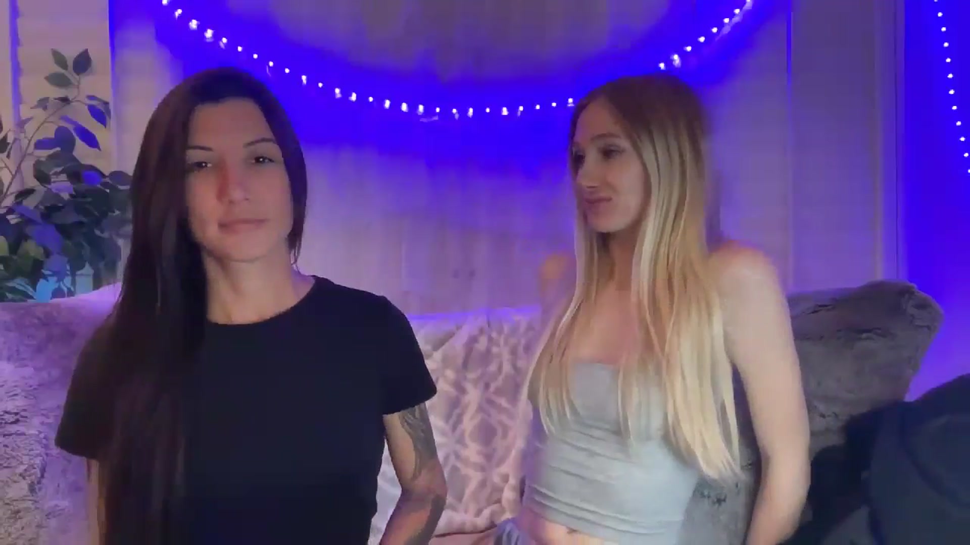 Gallery image thumbnail from HoneyLily's myfreecams stream on, 05/23/2024, 05:58 image 5 of 20