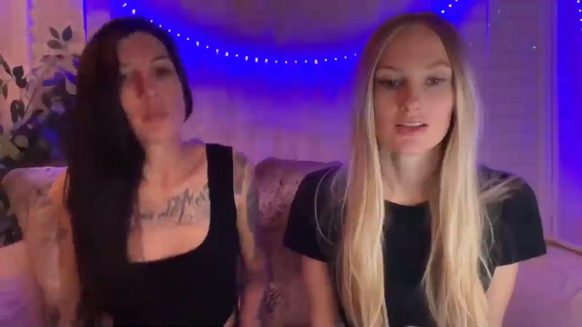 Gallery image thumbnail from HoneyLily's myfreecams stream on, 05/24/2024, 04:44 image 11 of 20