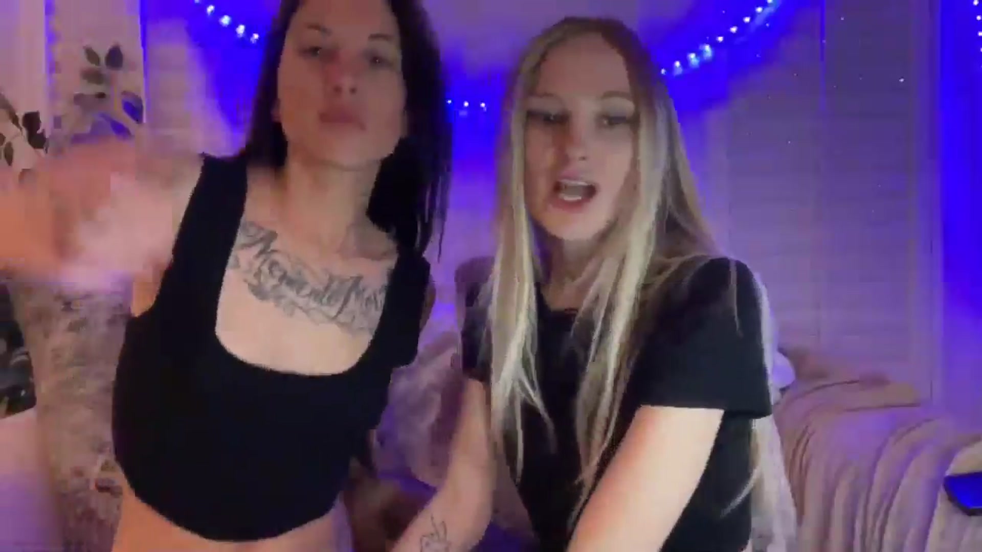 Gallery image thumbnail from HoneyLily's myfreecams stream on, 05/24/2024, 04:44 image 4 of 20
