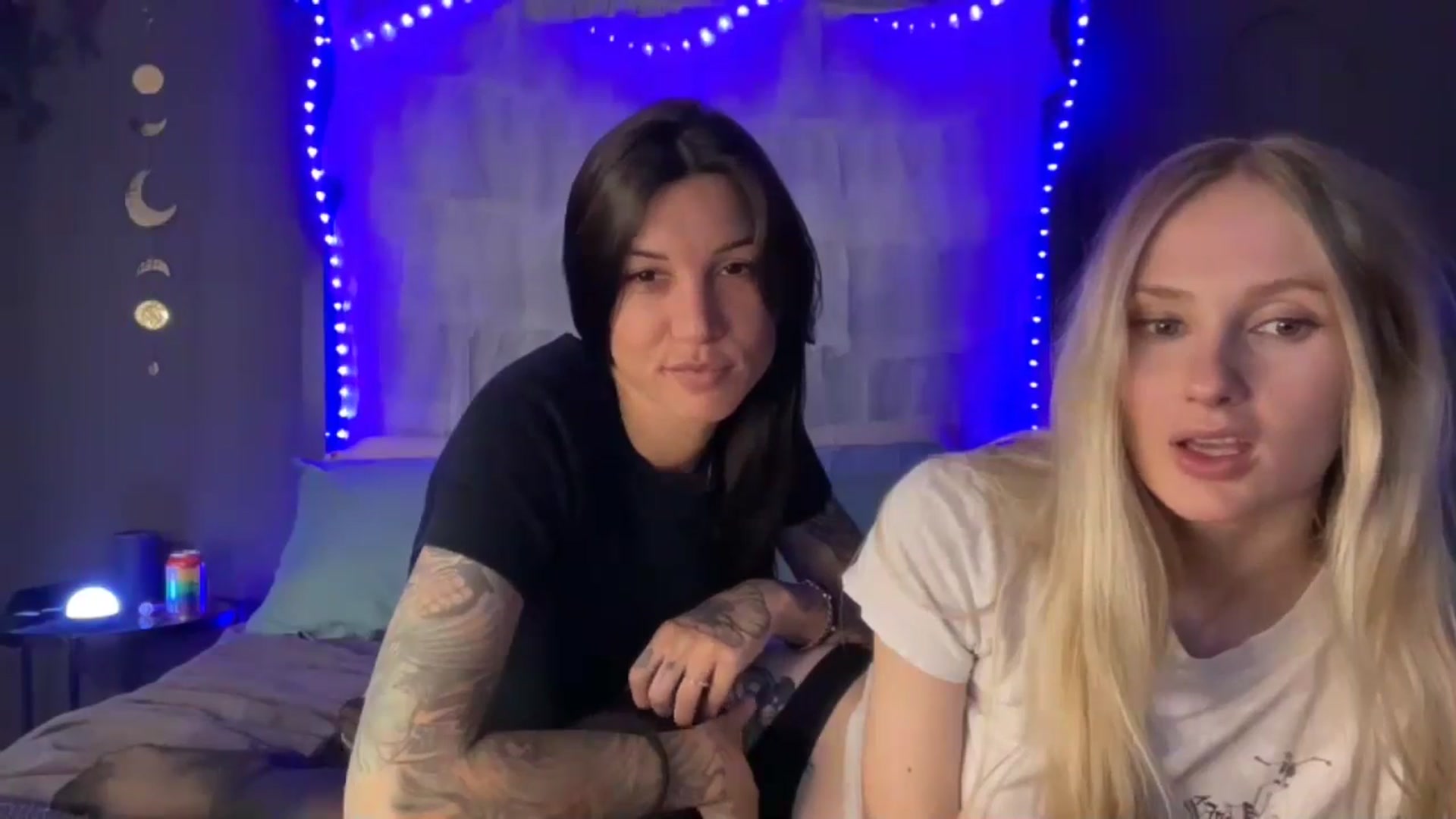 Gallery image thumbnail from HoneyLily's myfreecams stream on, 05/26/2024, 07:22 image 5 of 20