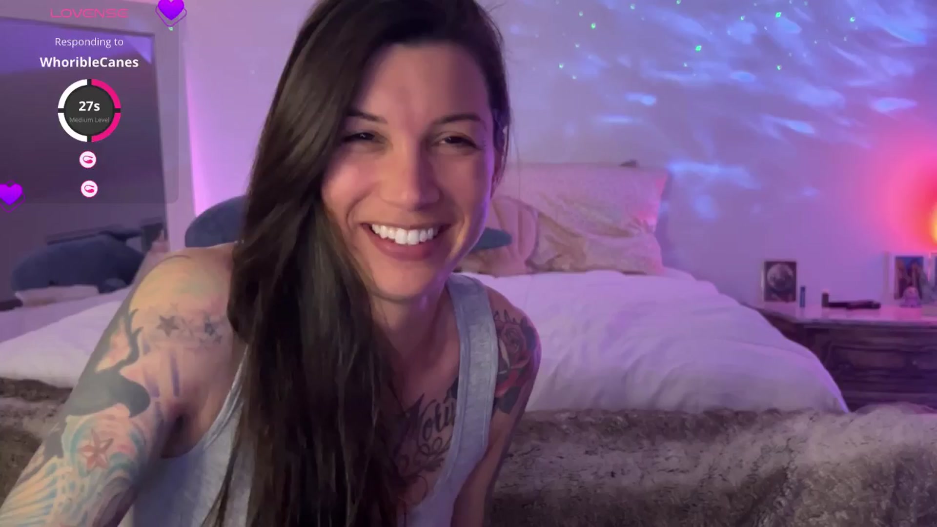 Gallery image thumbnail from HoneyLily's myfreecams stream on, 03/05/2025, 05:36 image 10 of 20
